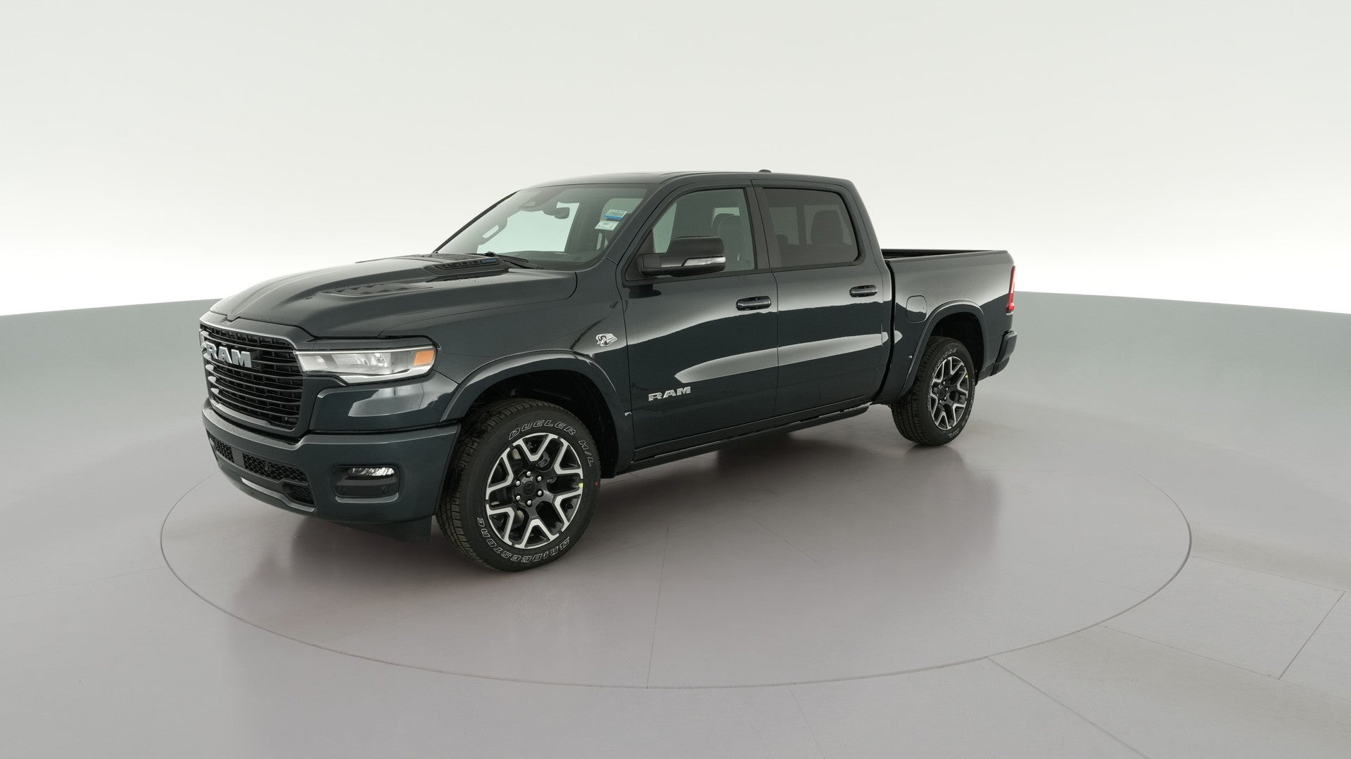 2027 Ram 1500 Crew Cab vehicle photo