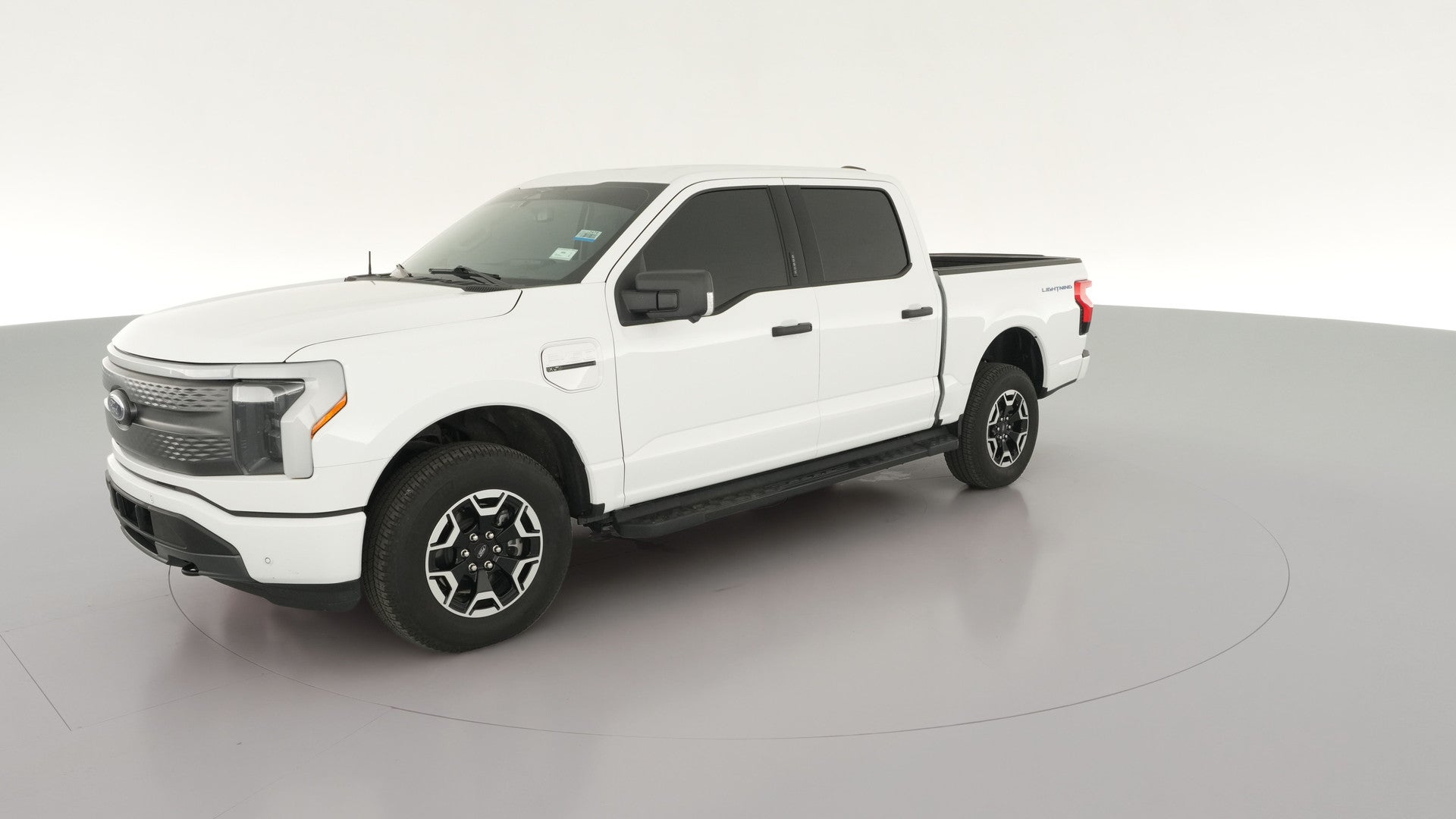 2023 Ford F150 Lightning vehicle photo
