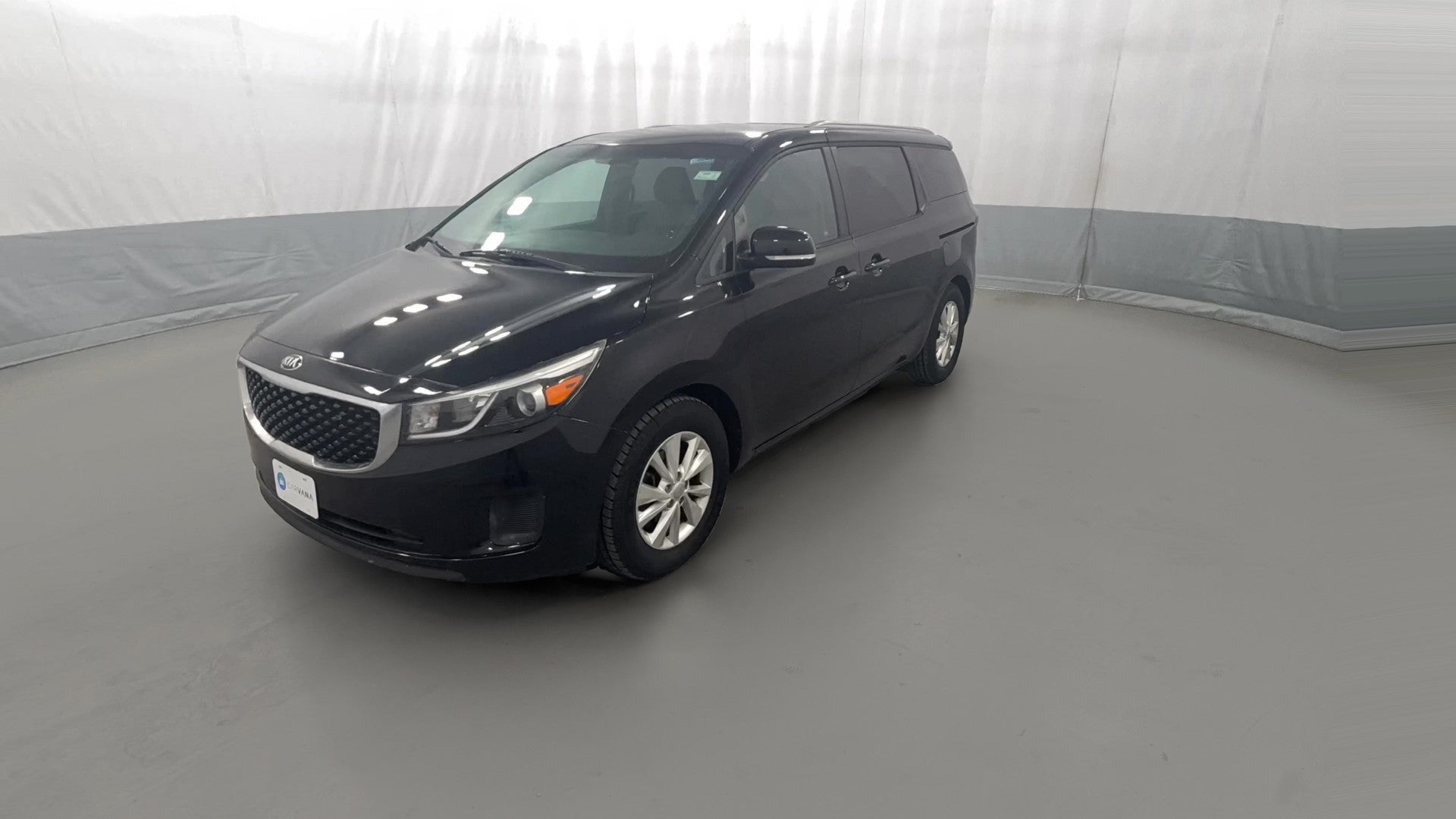 2016 Kia Sedona vehicle photo
