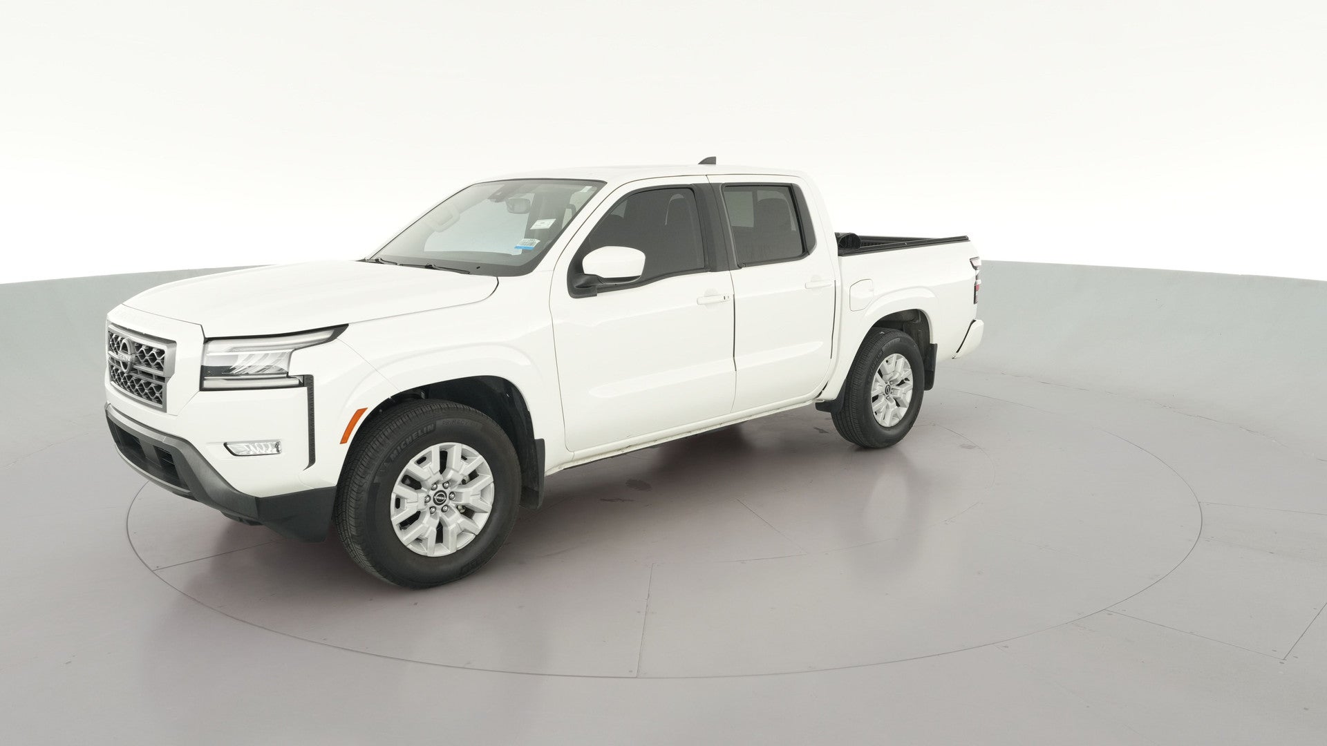 2022 Nissan Frontier Crew Cab vehicle photo