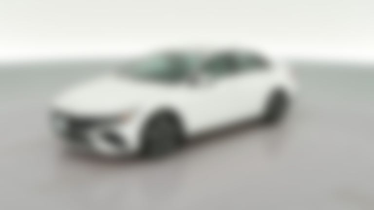 2024 Hyundai Elantra Hybrid vehicle photo