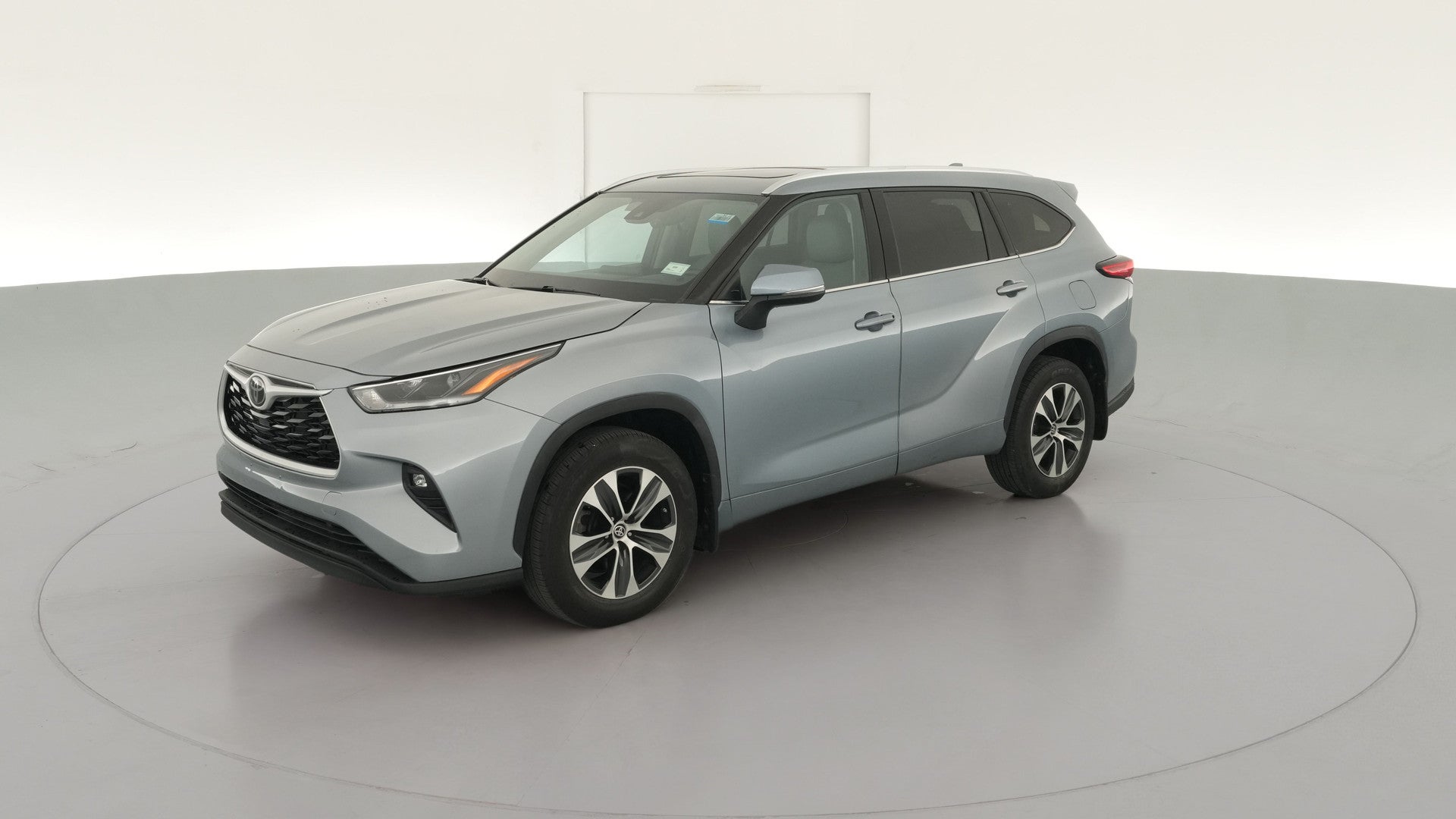 2021 Toyota Highlander vehicle photo
