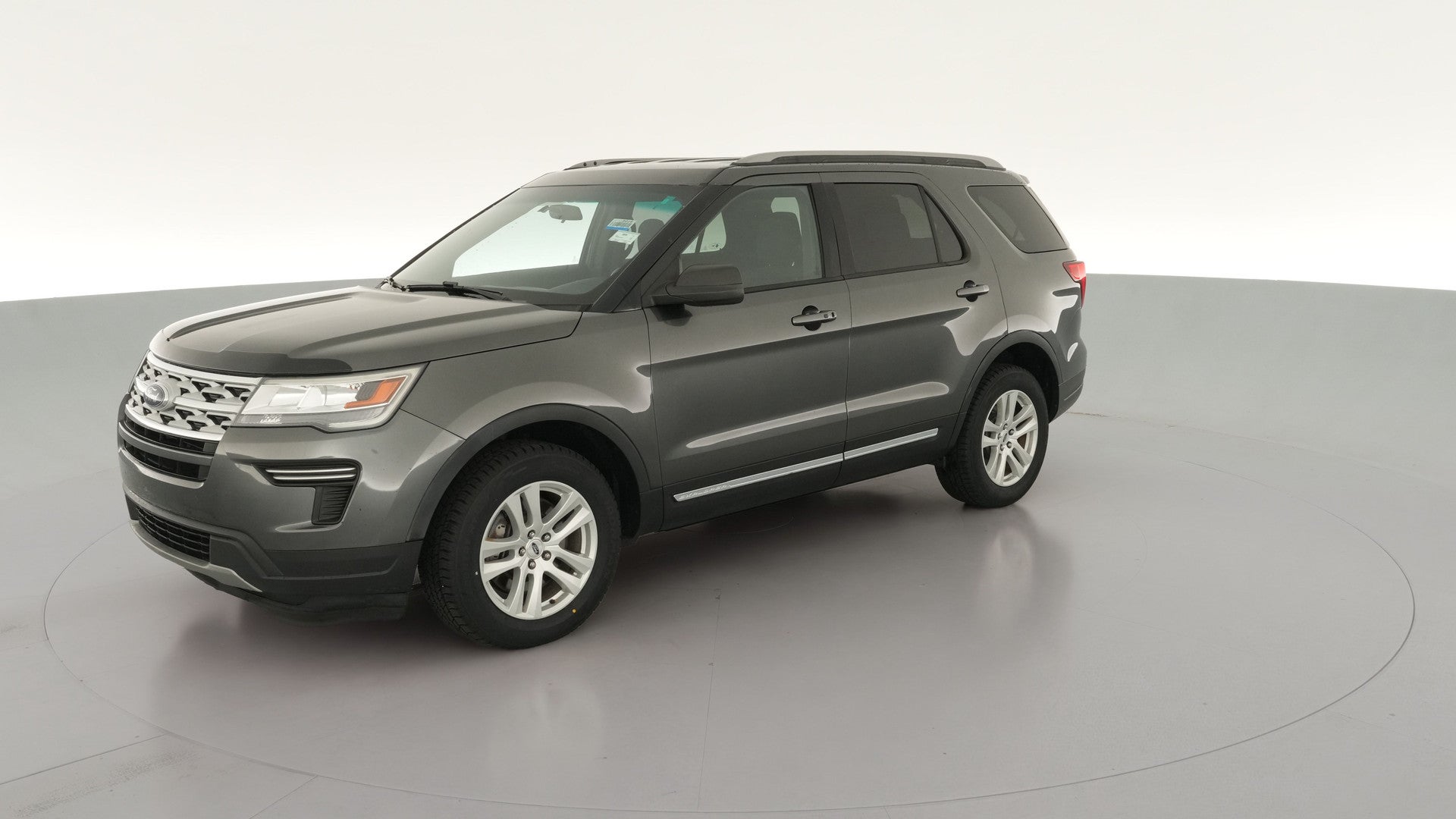 2019 Ford Explorer vehicle photo