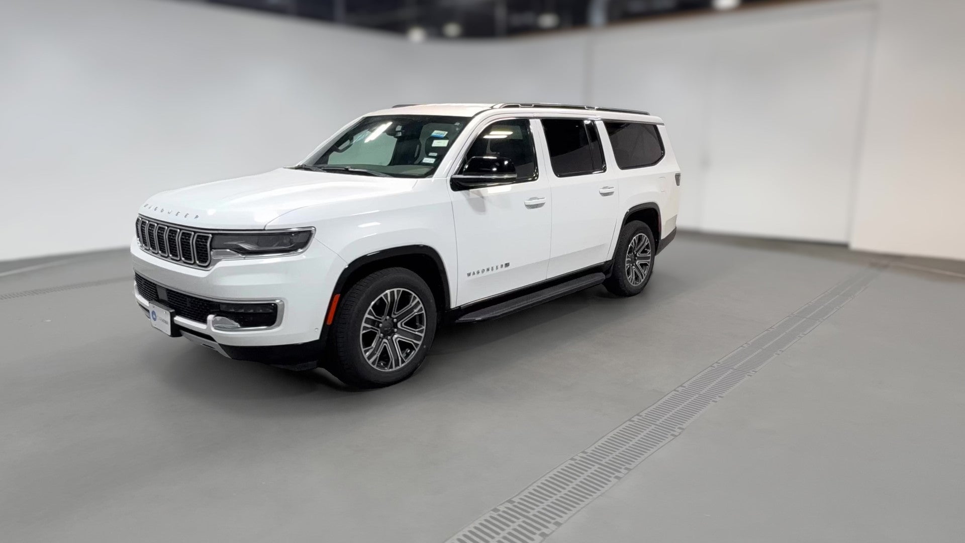 2024 Jeep Wagoneer L vehicle photo