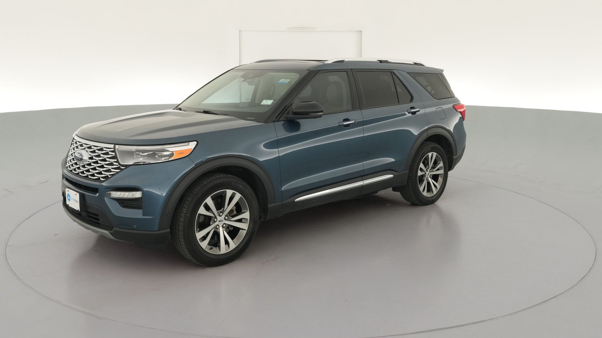 2020 Ford Explorer vehicle photo