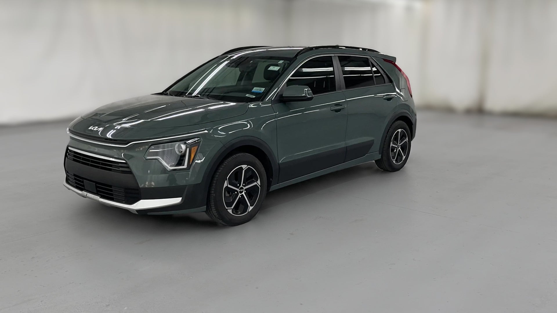 2023 Kia Niro vehicle photo