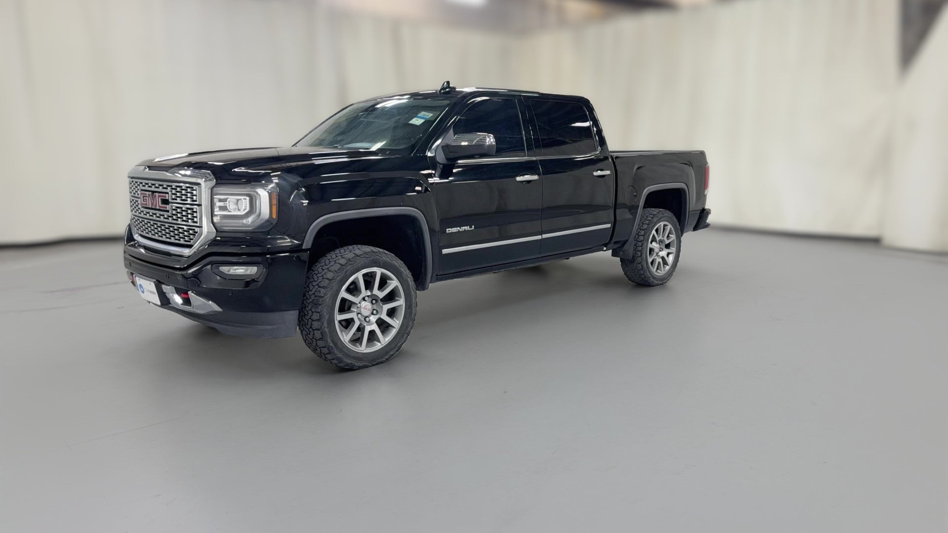 2018 GMC Sierra 1500 Crew Cab vehicle photo