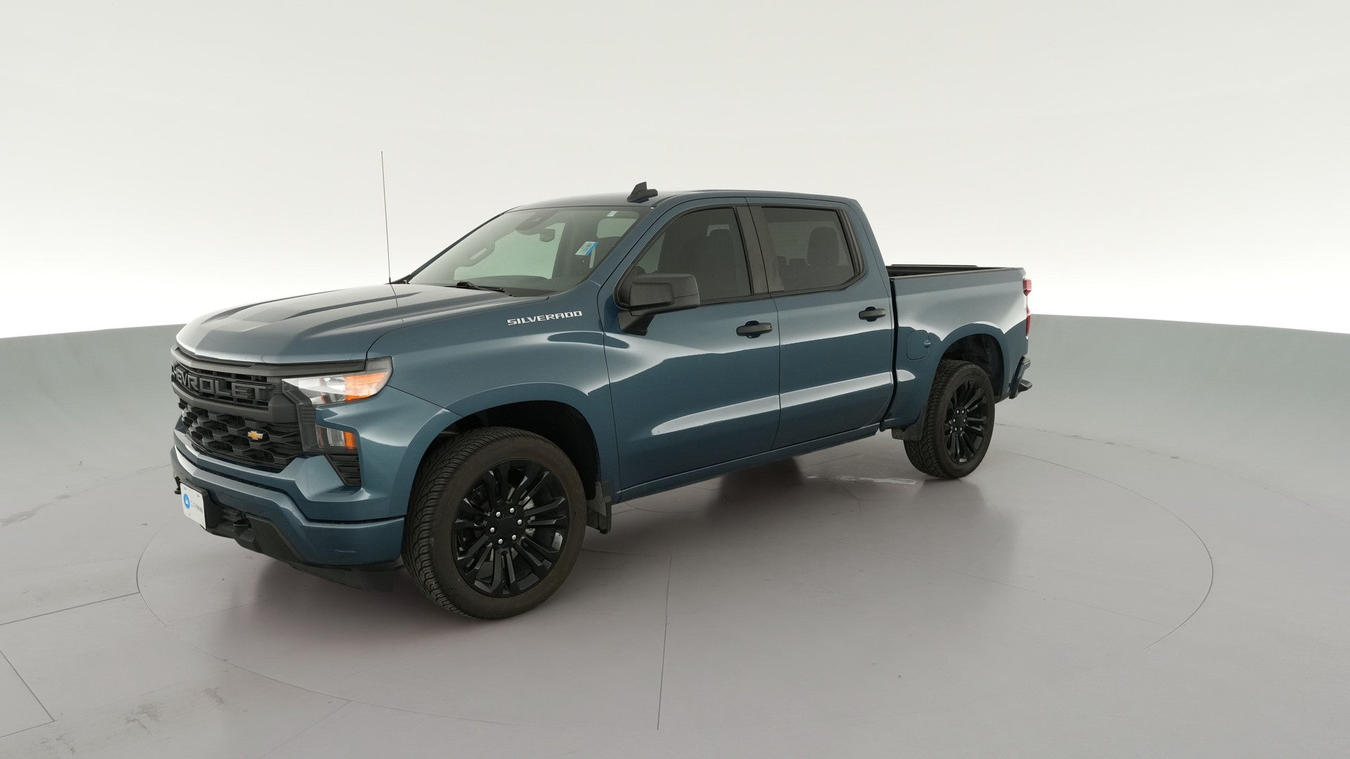 2024 Chevrolet Silverado 1500 Crew Cab vehicle photo