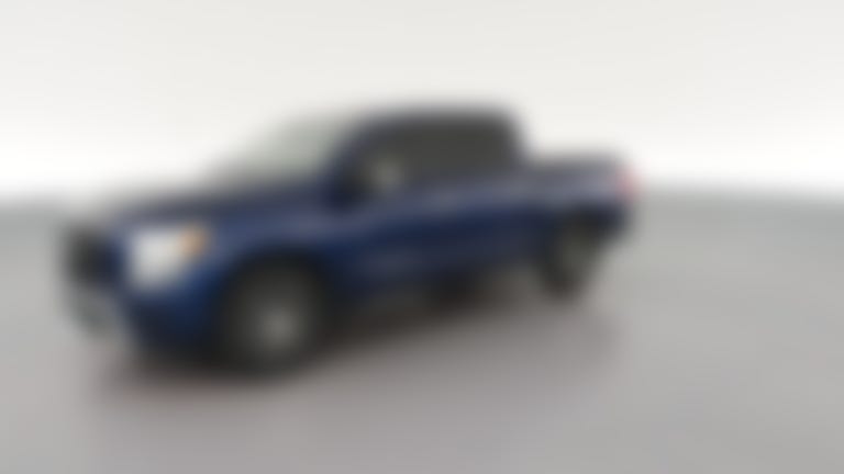 2020 Nissan Titan Crew Cab vehicle photo