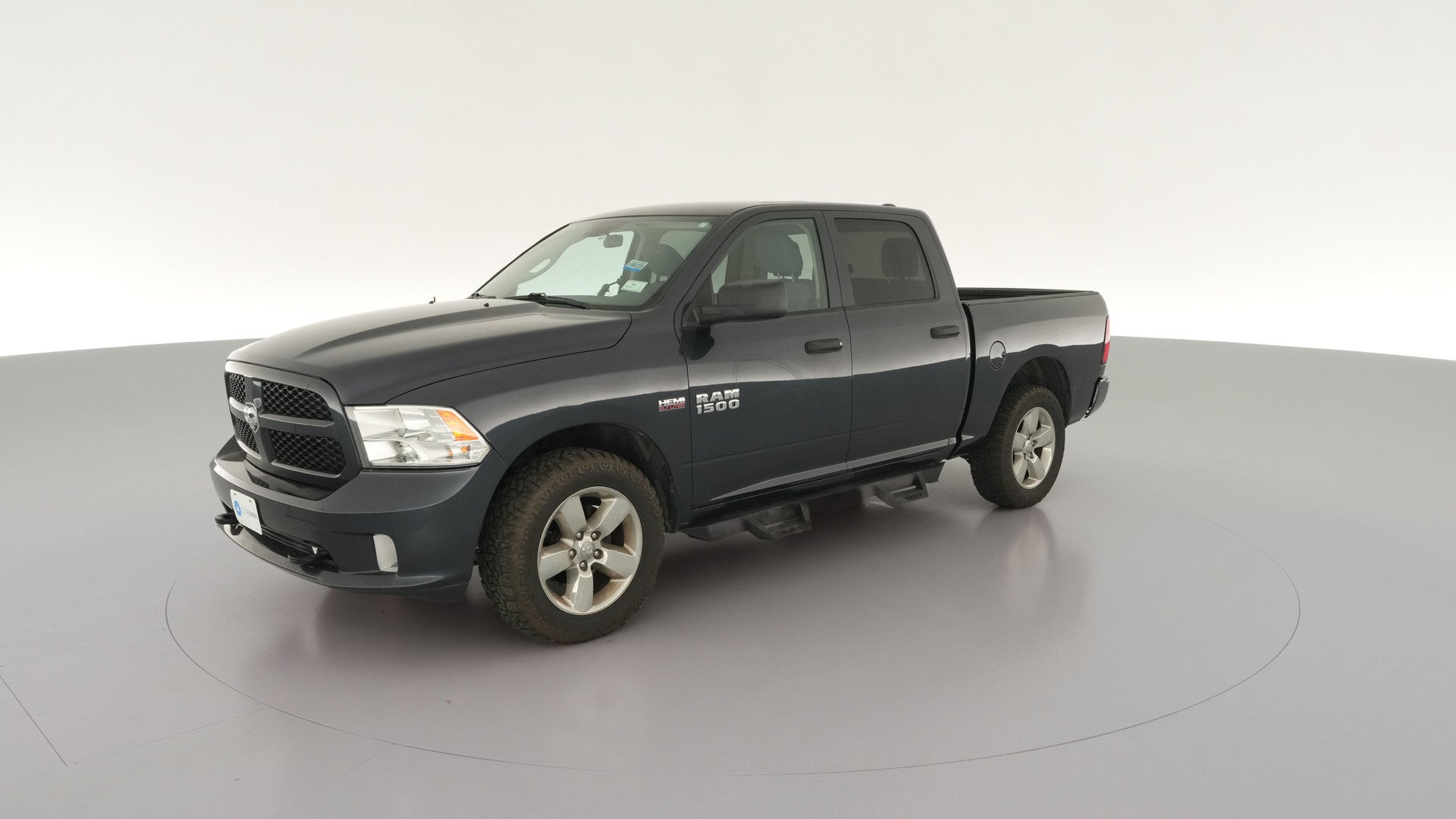 2018 Ram 1500 Crew Cab vehicle photo