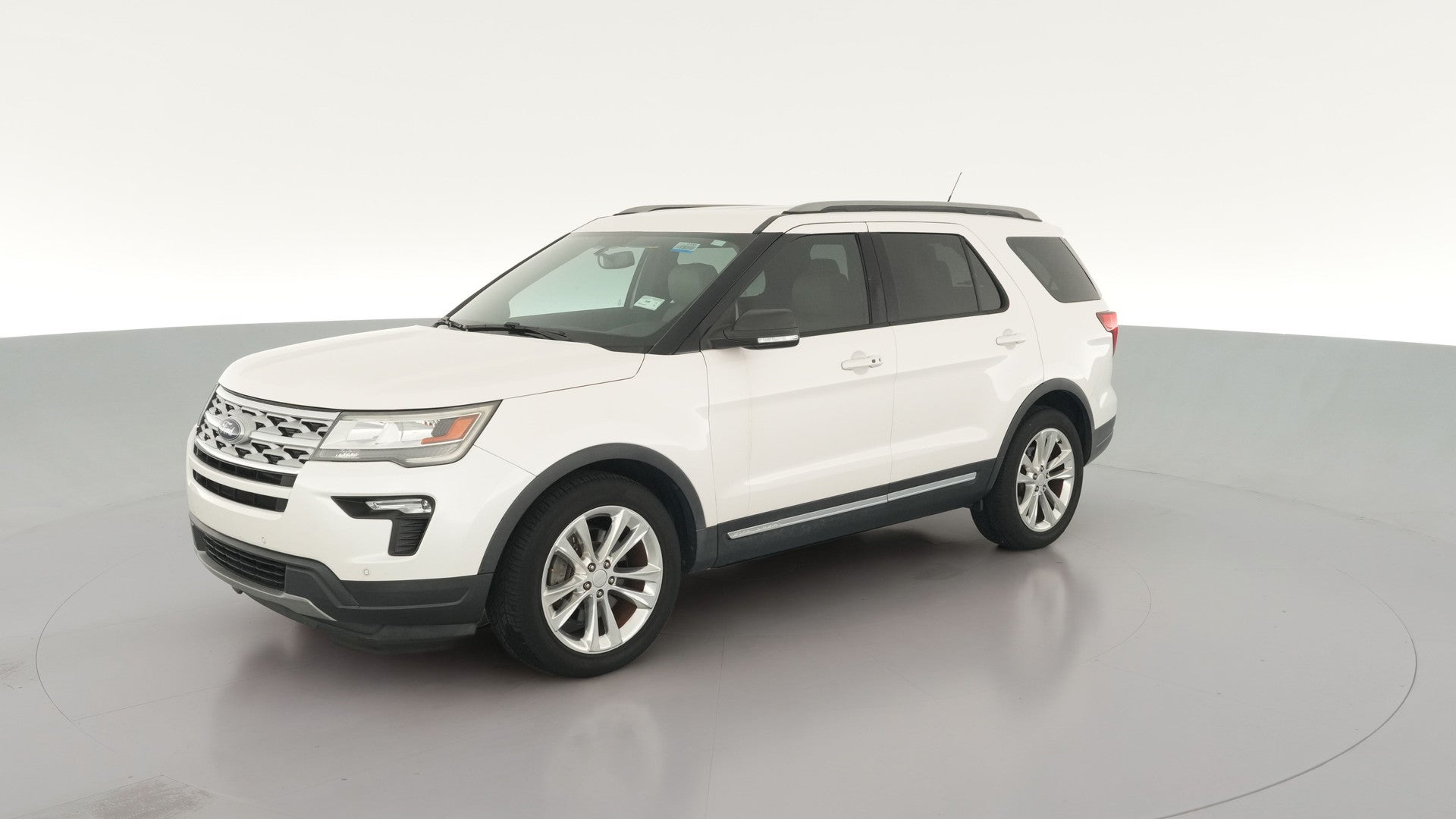 2019 Ford Explorer vehicle photo