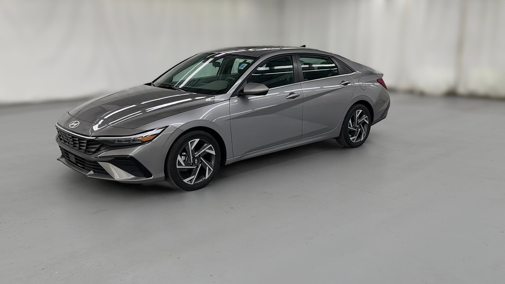 2025 Hyundai Elantra vehicle photo