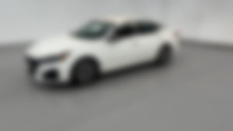 2025 Nissan Altima vehicle photo