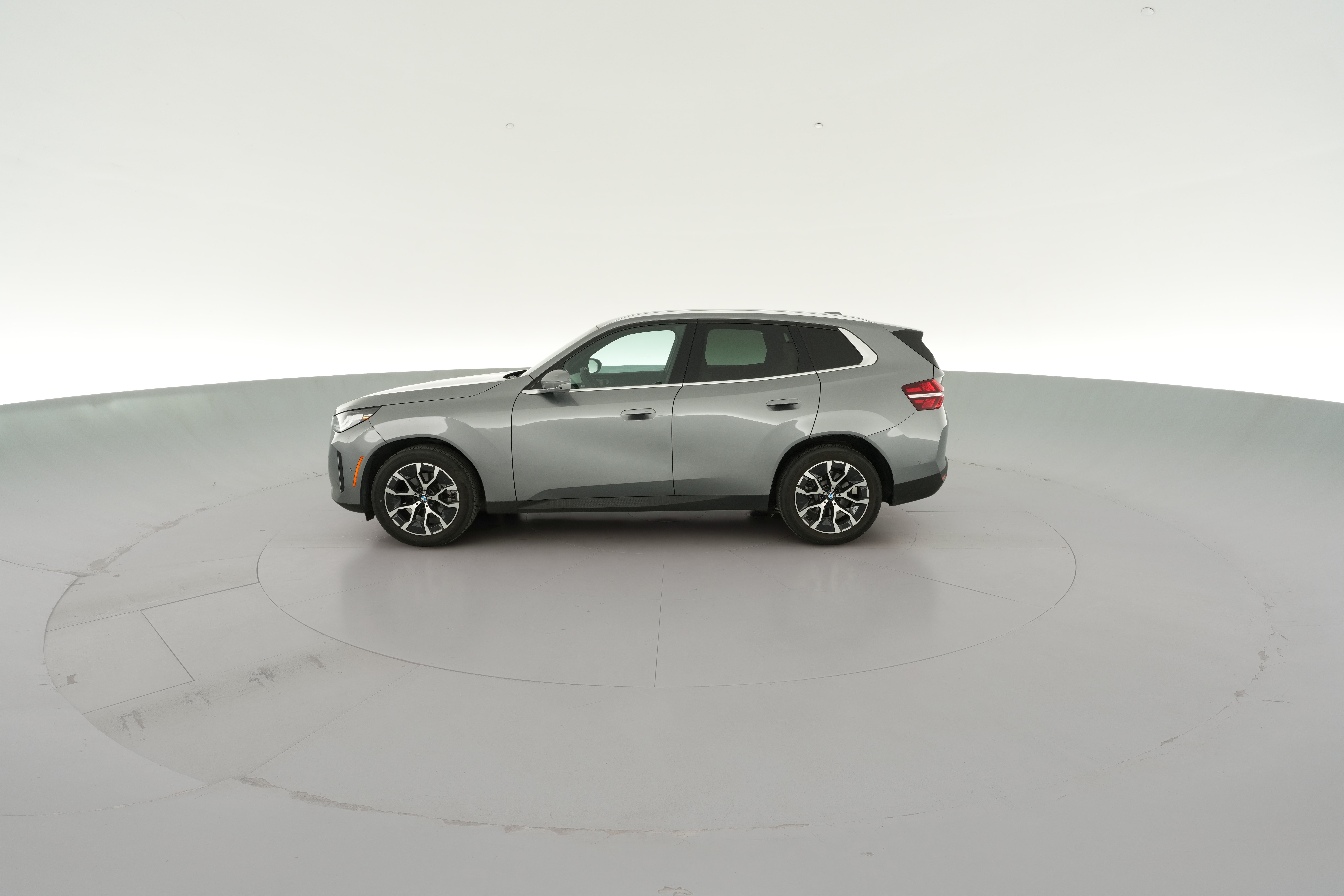 2026 BMW X3 30 - Photo 33