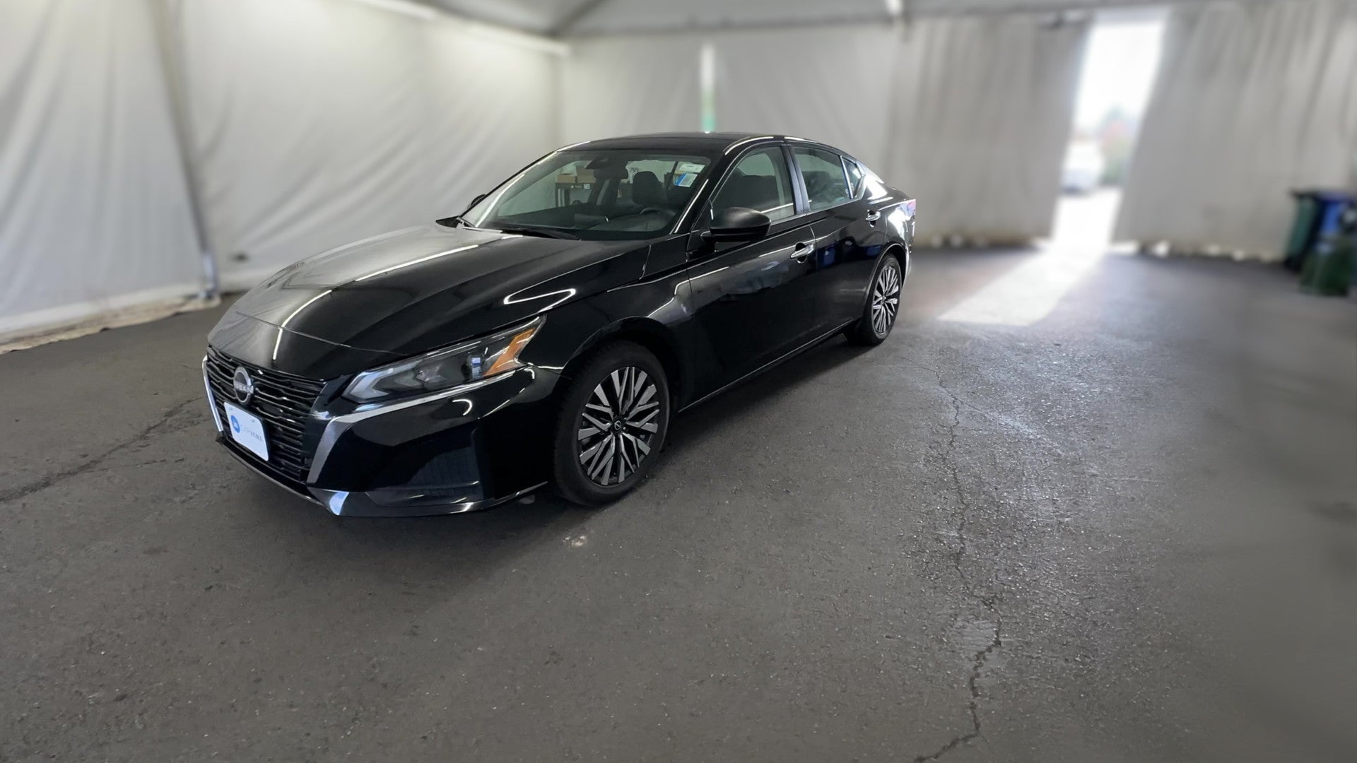 2025 Nissan Altima vehicle photo
