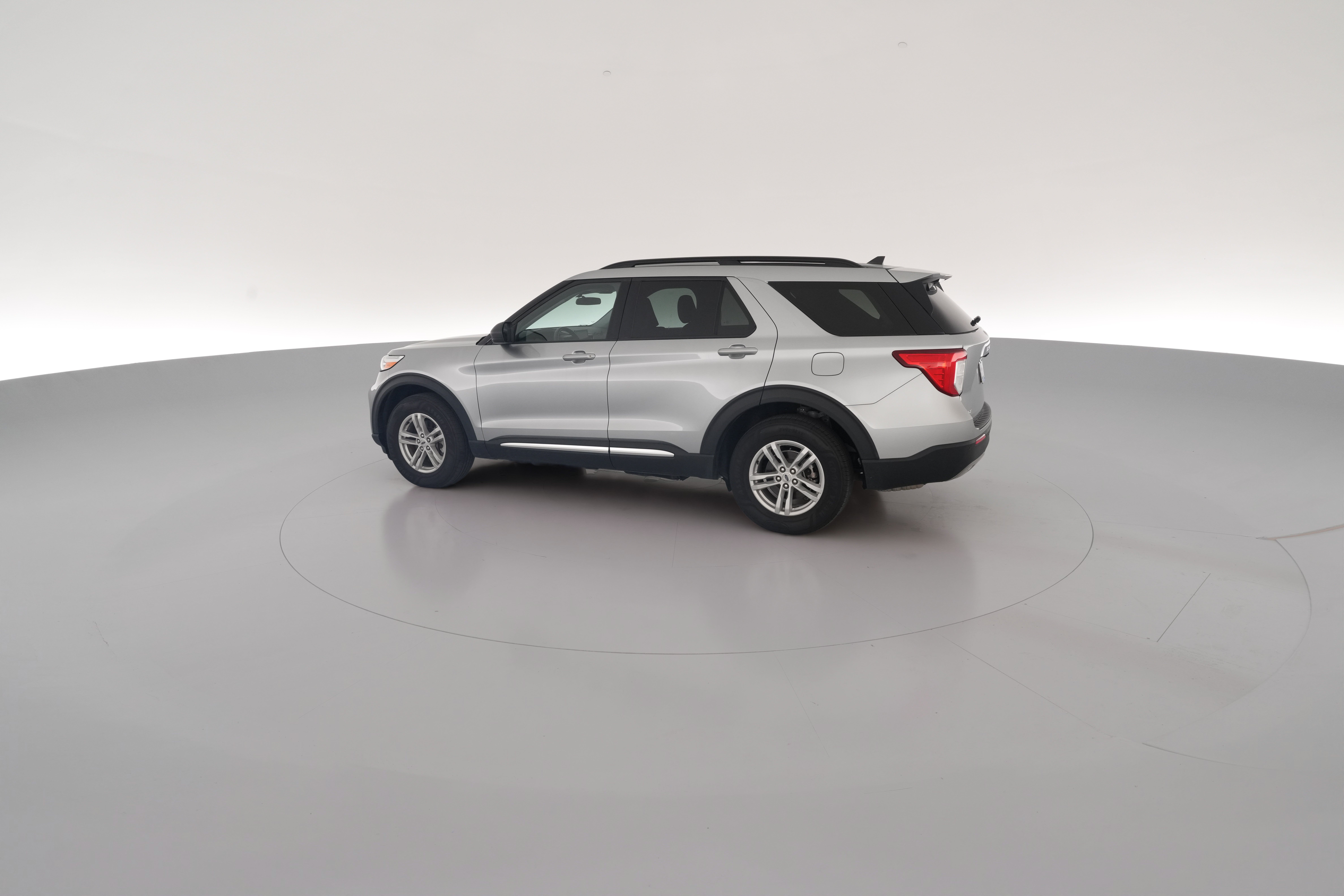 2024 Ford Explorer XLT - Photo 32