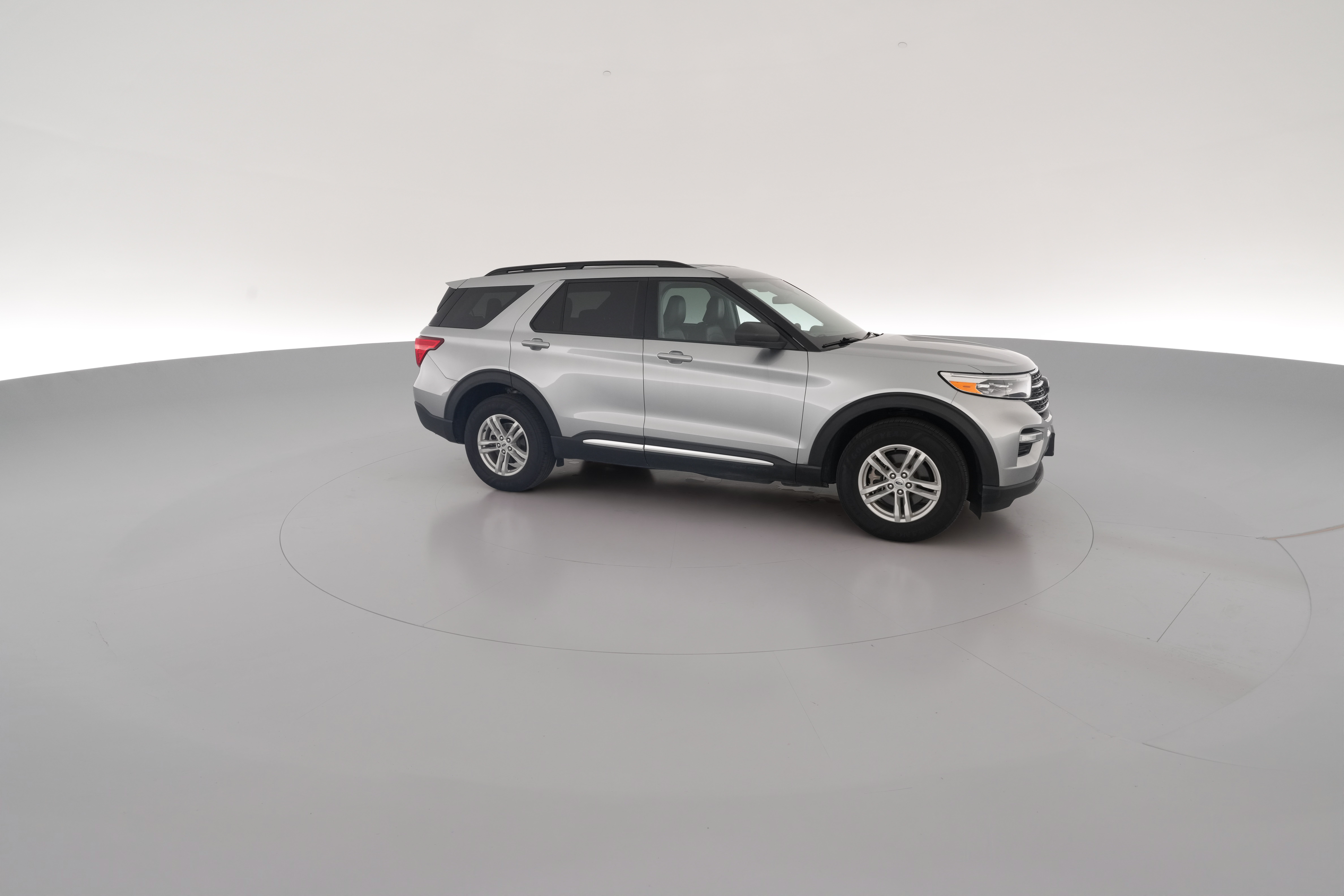 2024 Ford Explorer XLT - Photo 40