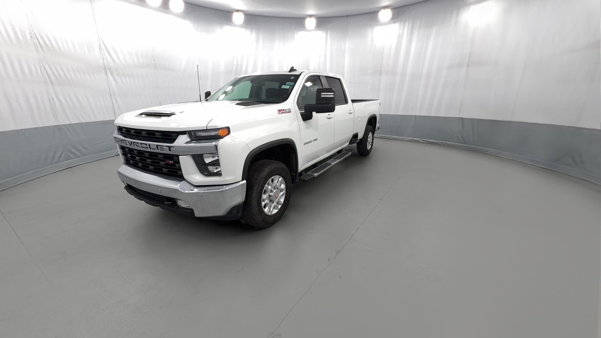2023 Chevrolet Silverado 2500 HD Crew Cab vehicle photo
