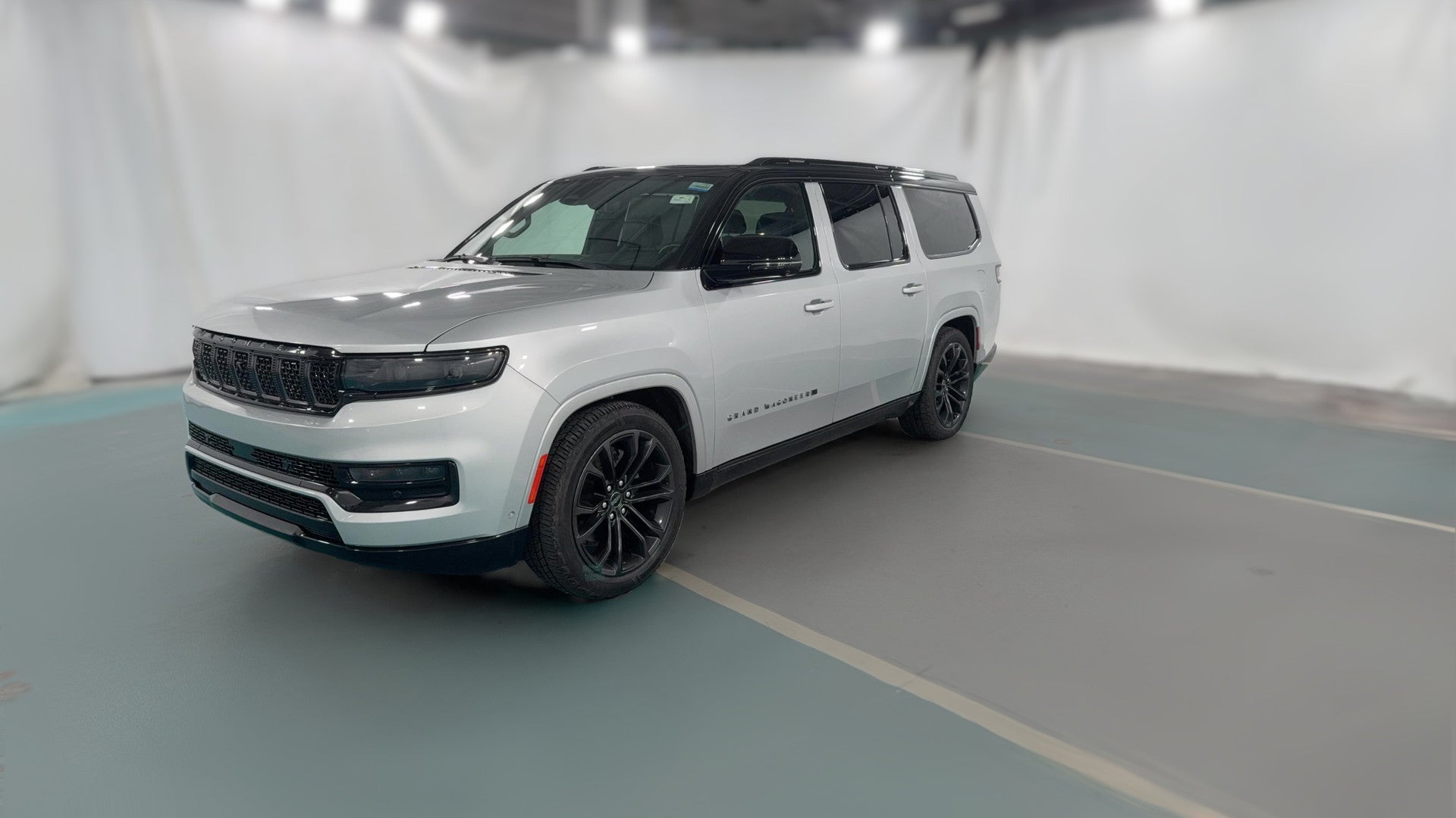2024 Jeep Grand Wagoneer L vehicle photo