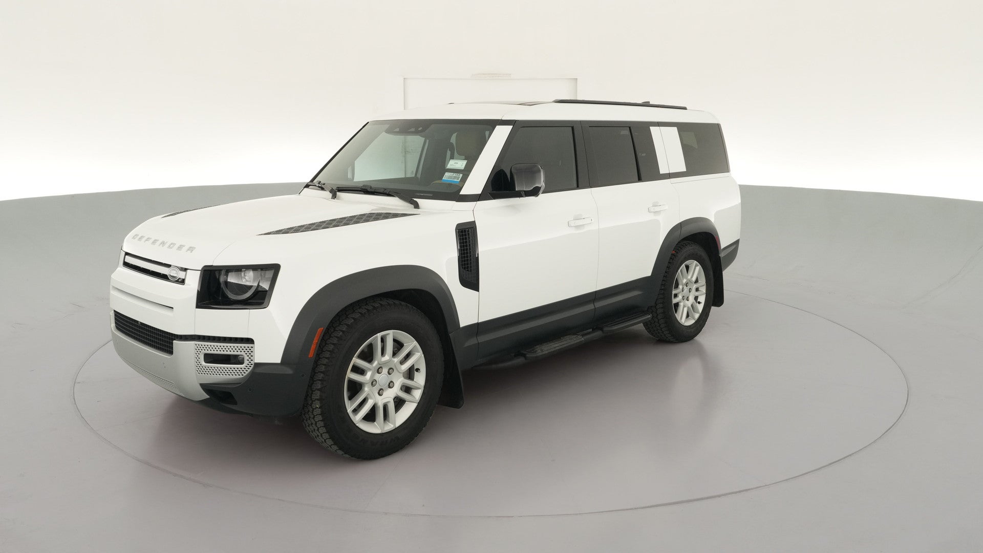 2025 Land Rover Defender 130 vehicle photo