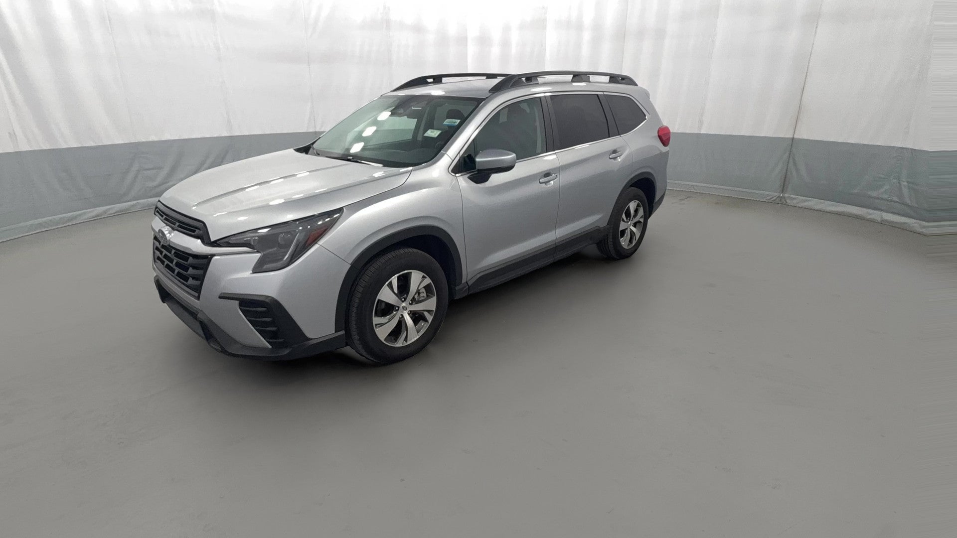 2025 Subaru Ascent vehicle photo
