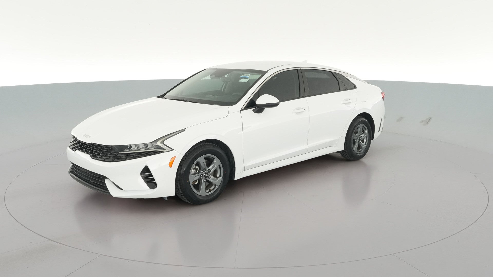 2022 Kia K5 vehicle photo