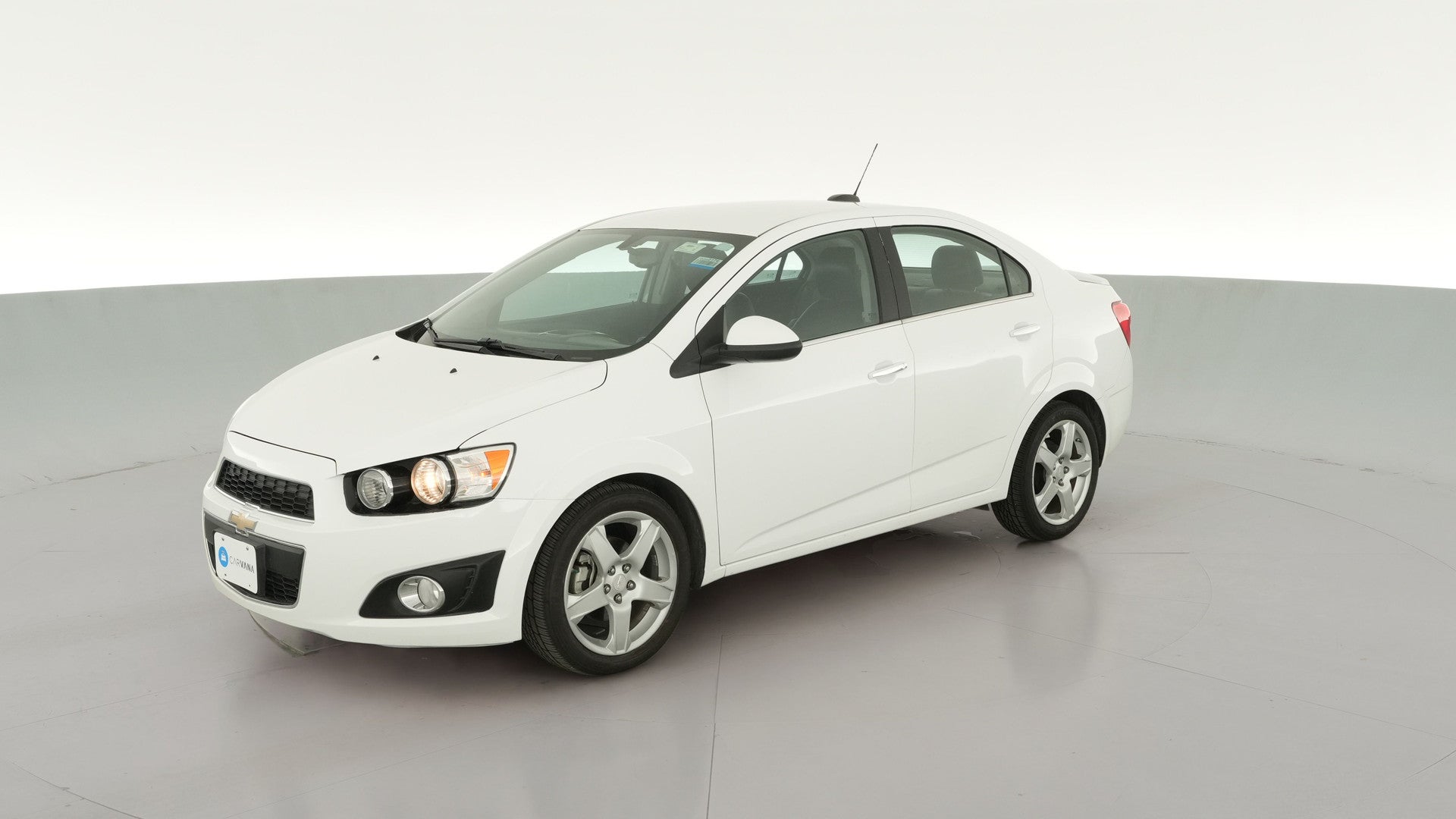 2016 Chevrolet Sonic vehicle photo