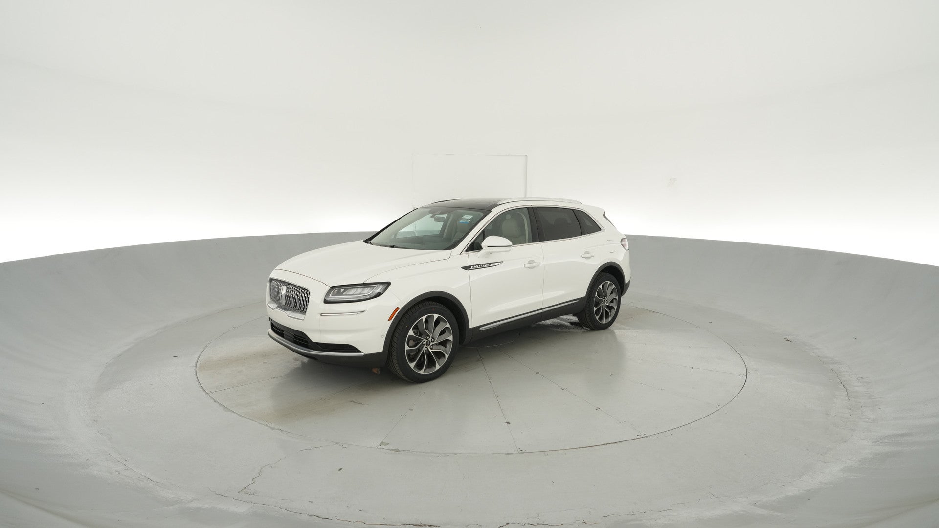 2022 Lincoln Nautilus vehicle photo