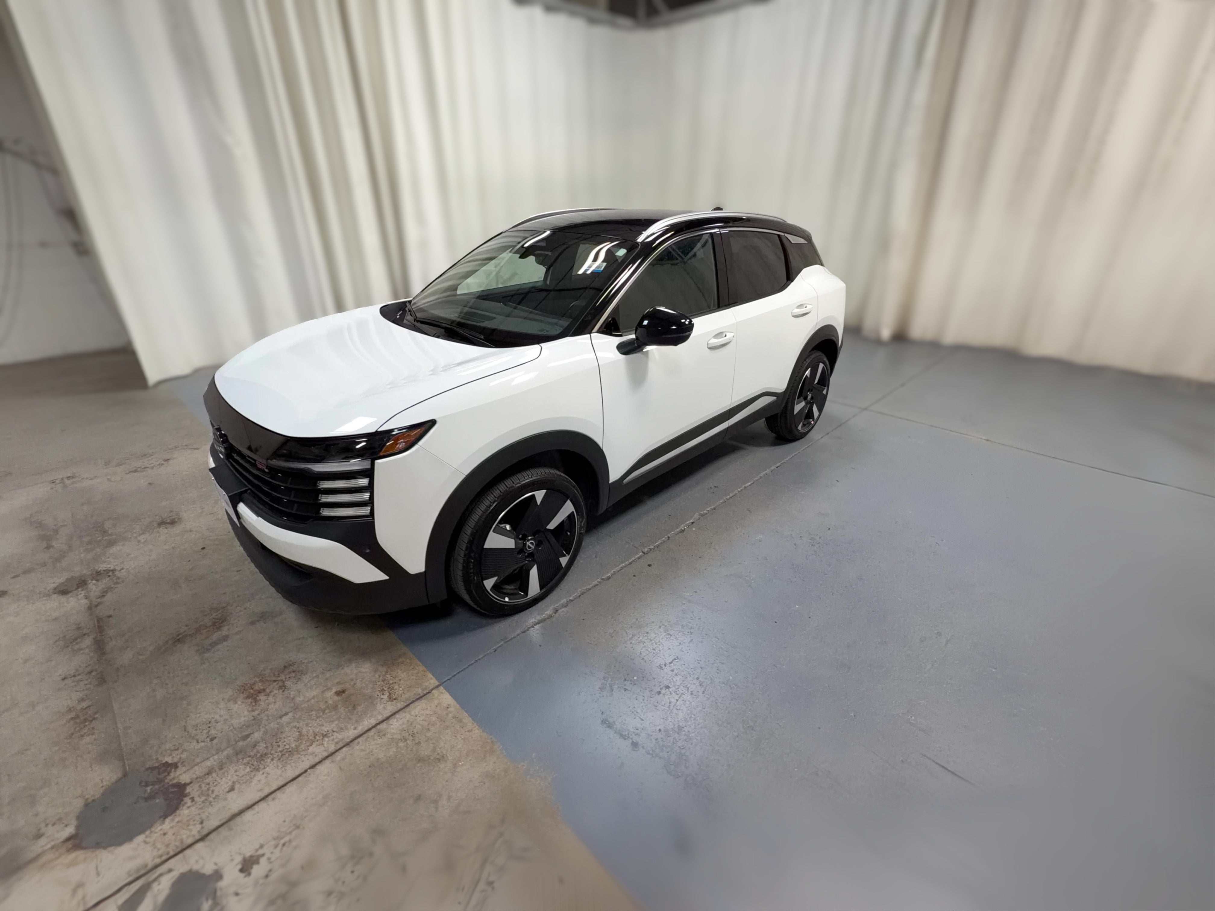 2026 Nissan KICKS SR - Photo 20