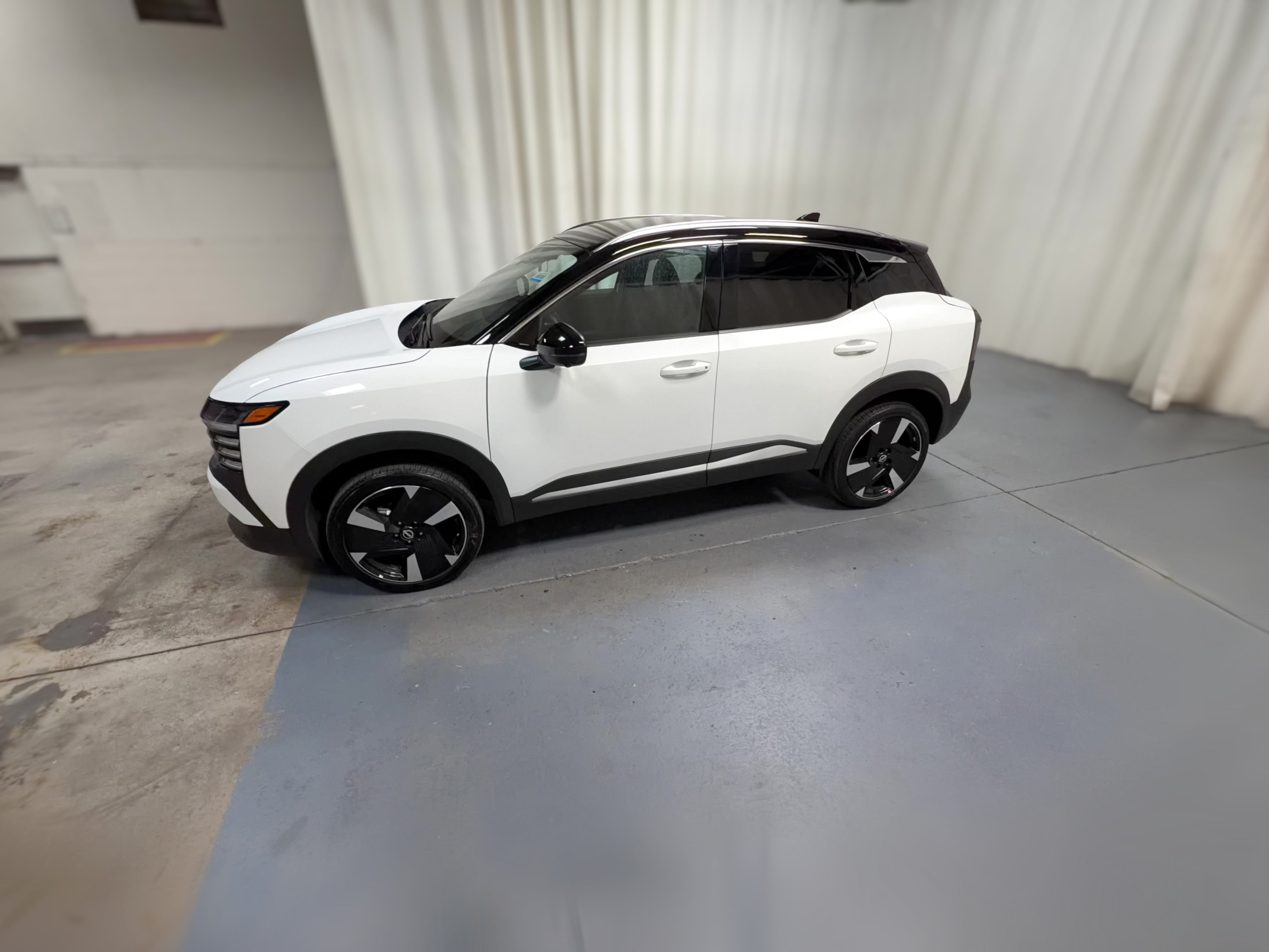 2026 Nissan KICKS SR - Photo 21