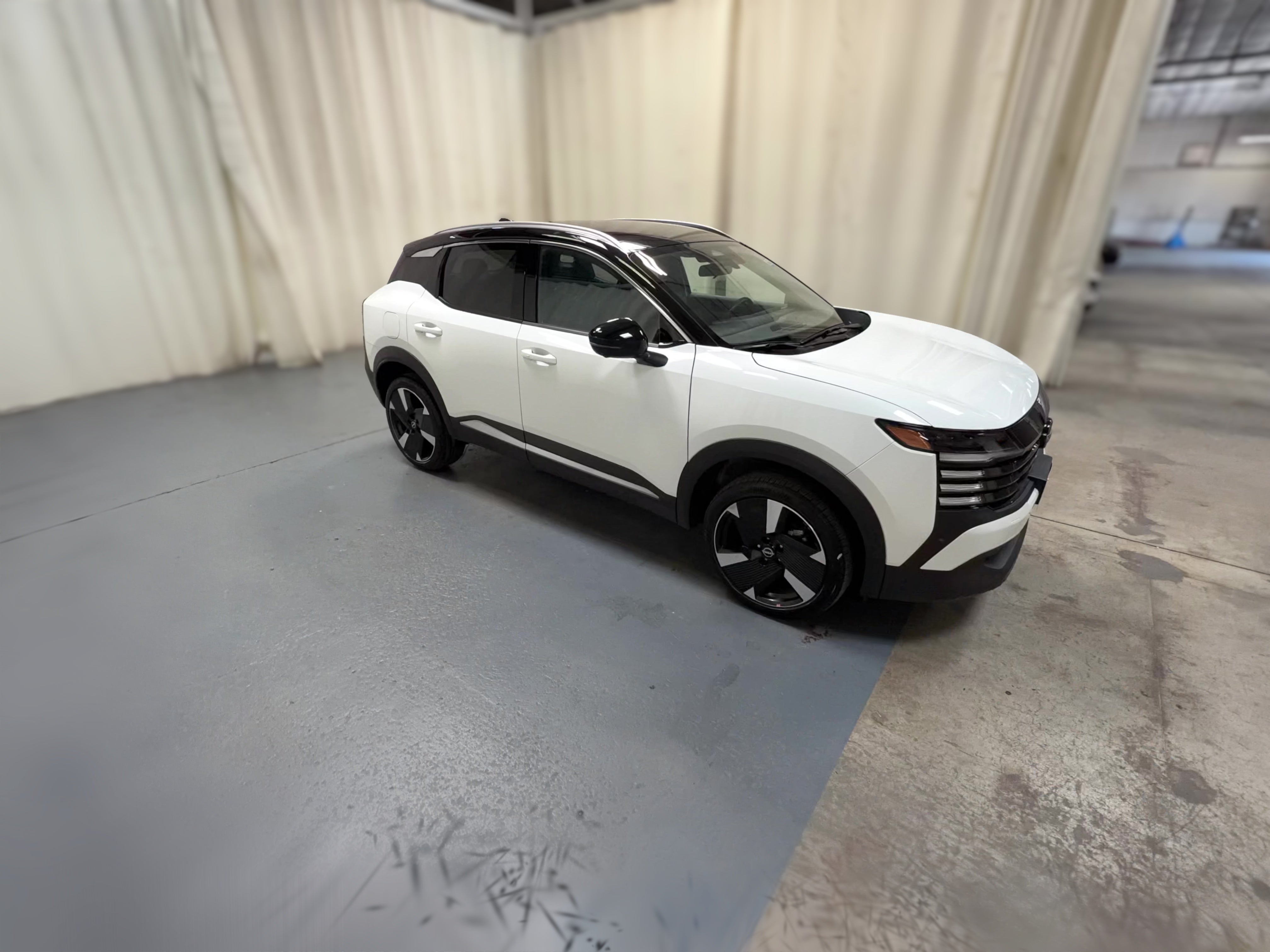 2026 Nissan KICKS SR - Photo 31