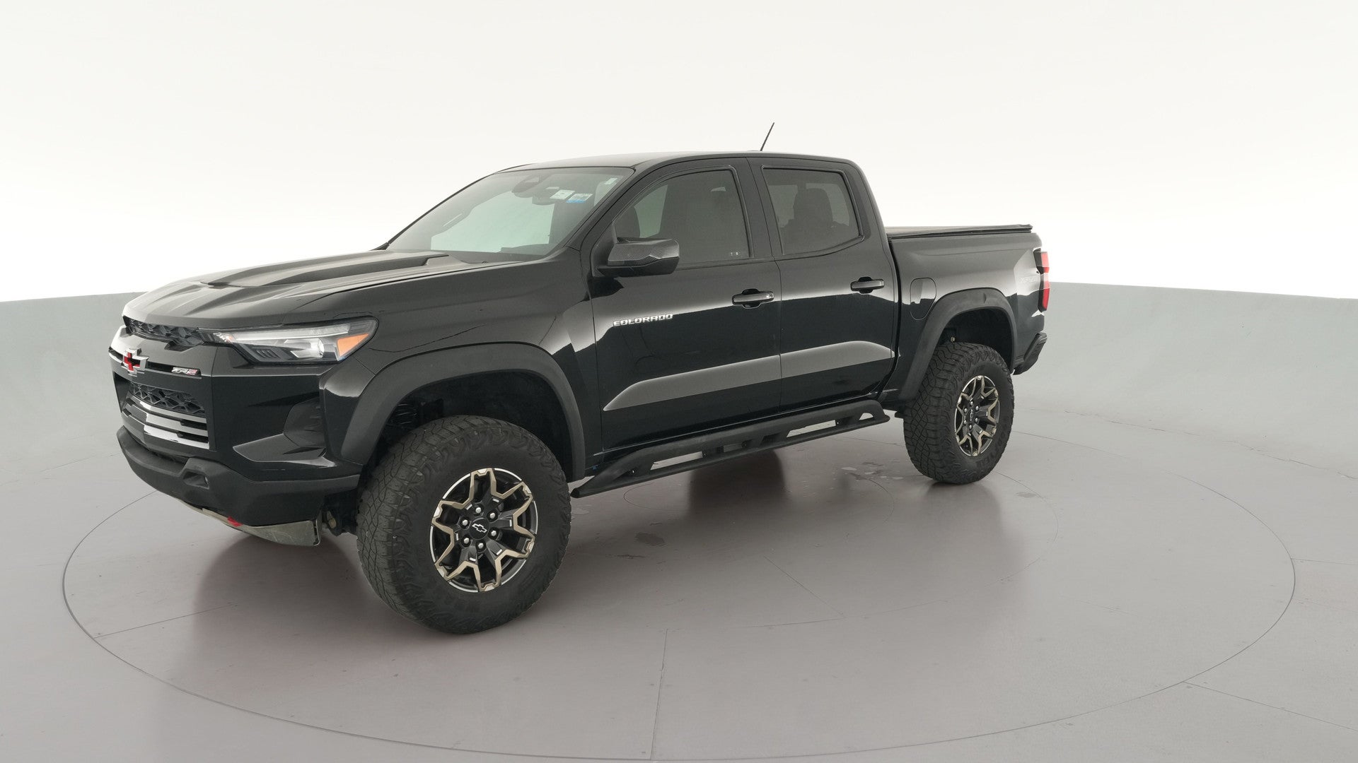 2024 Chevrolet Colorado Crew Cab vehicle photo