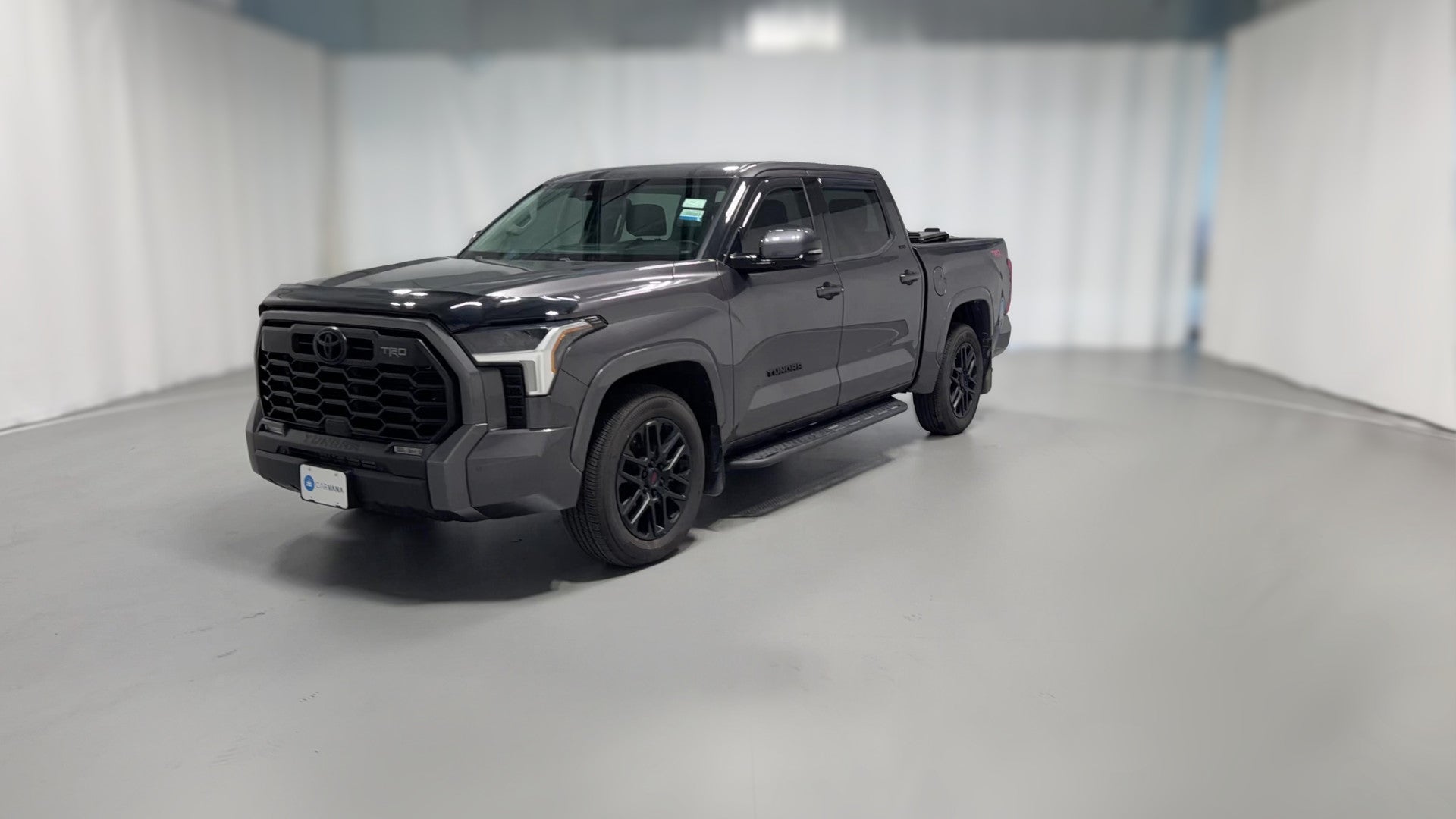 2022 Toyota Tundra CrewMax vehicle photo