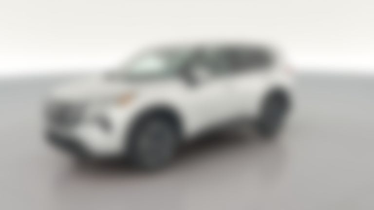 2025 Nissan Rogue vehicle photo
