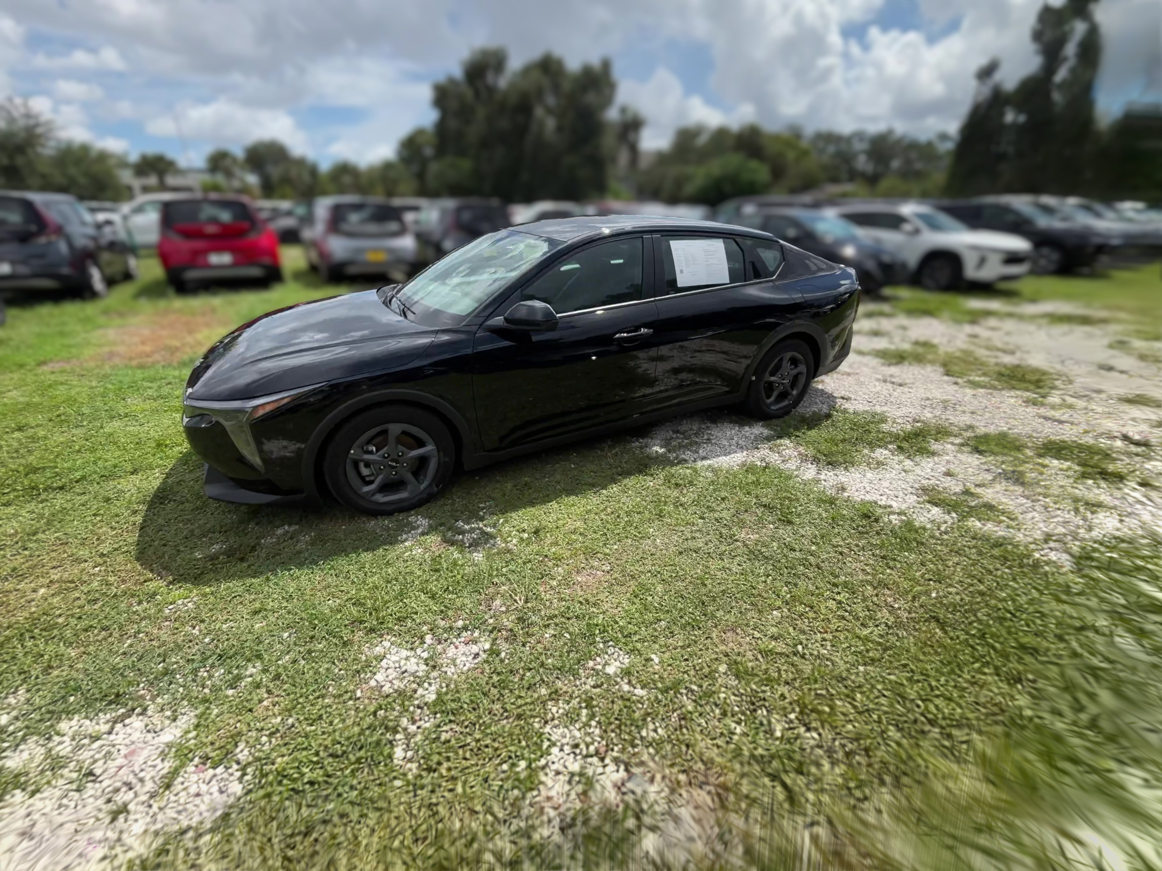 2025 Kia K4 LXS - Photo 25