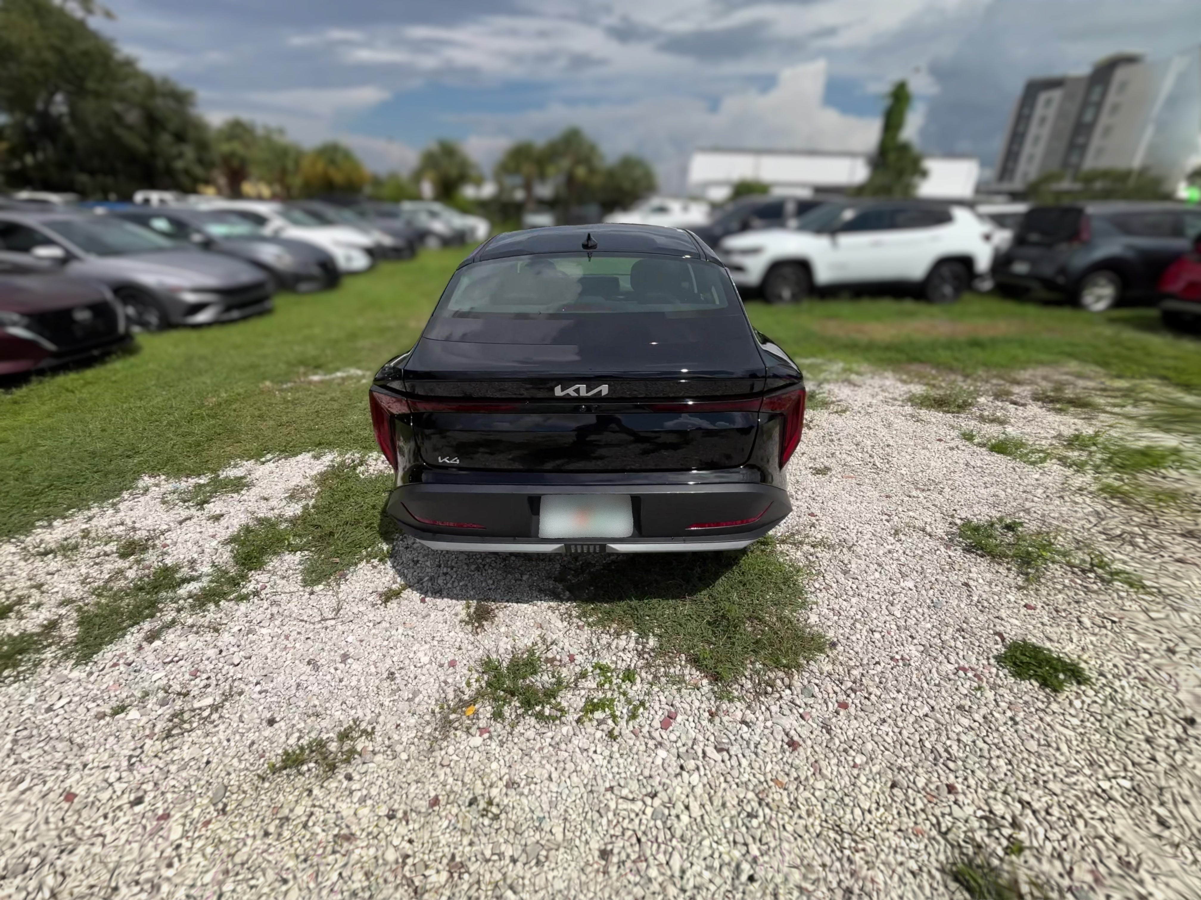 2025 Kia K4 LXS - Photo 30