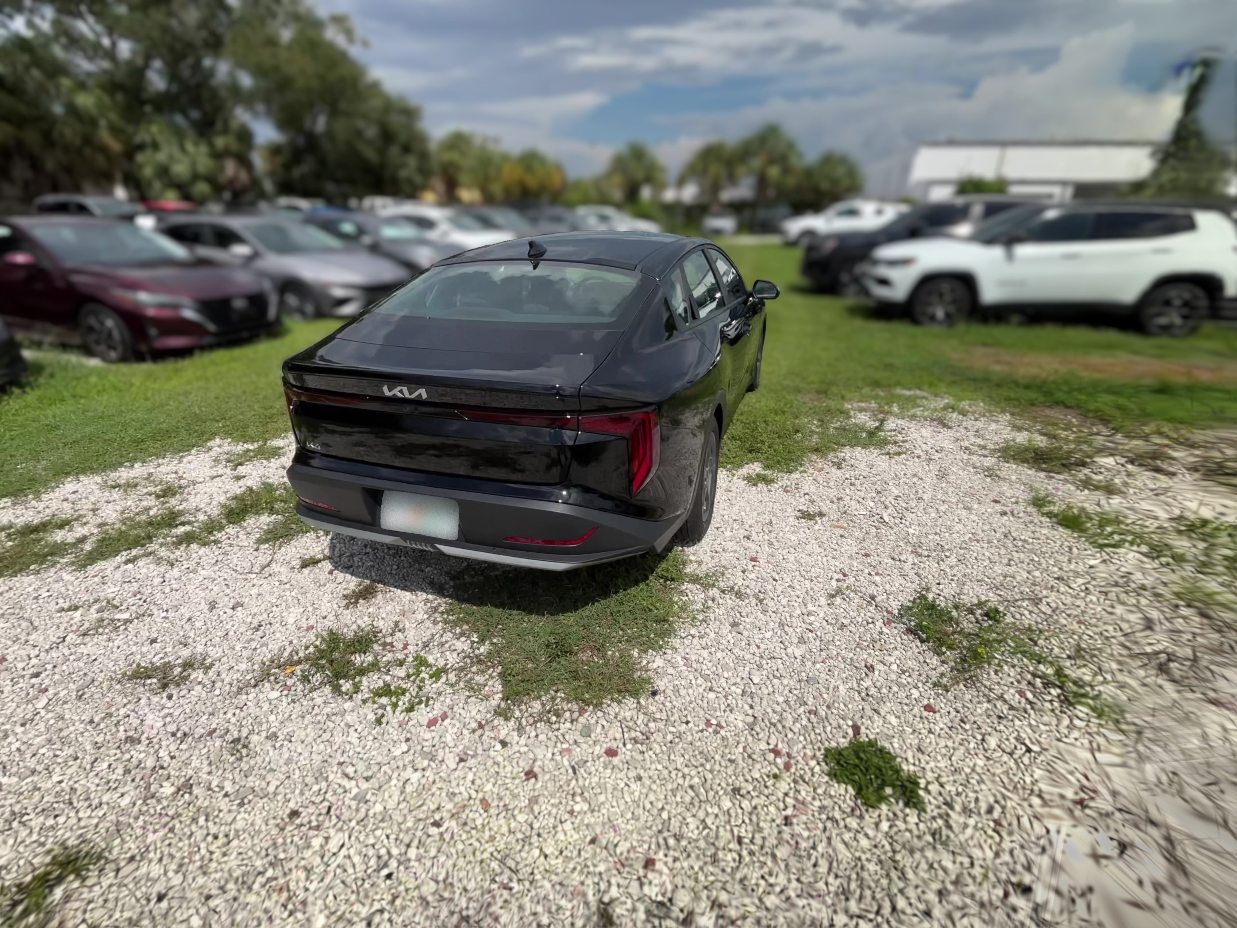 2025 Kia K4 LXS - Photo 31