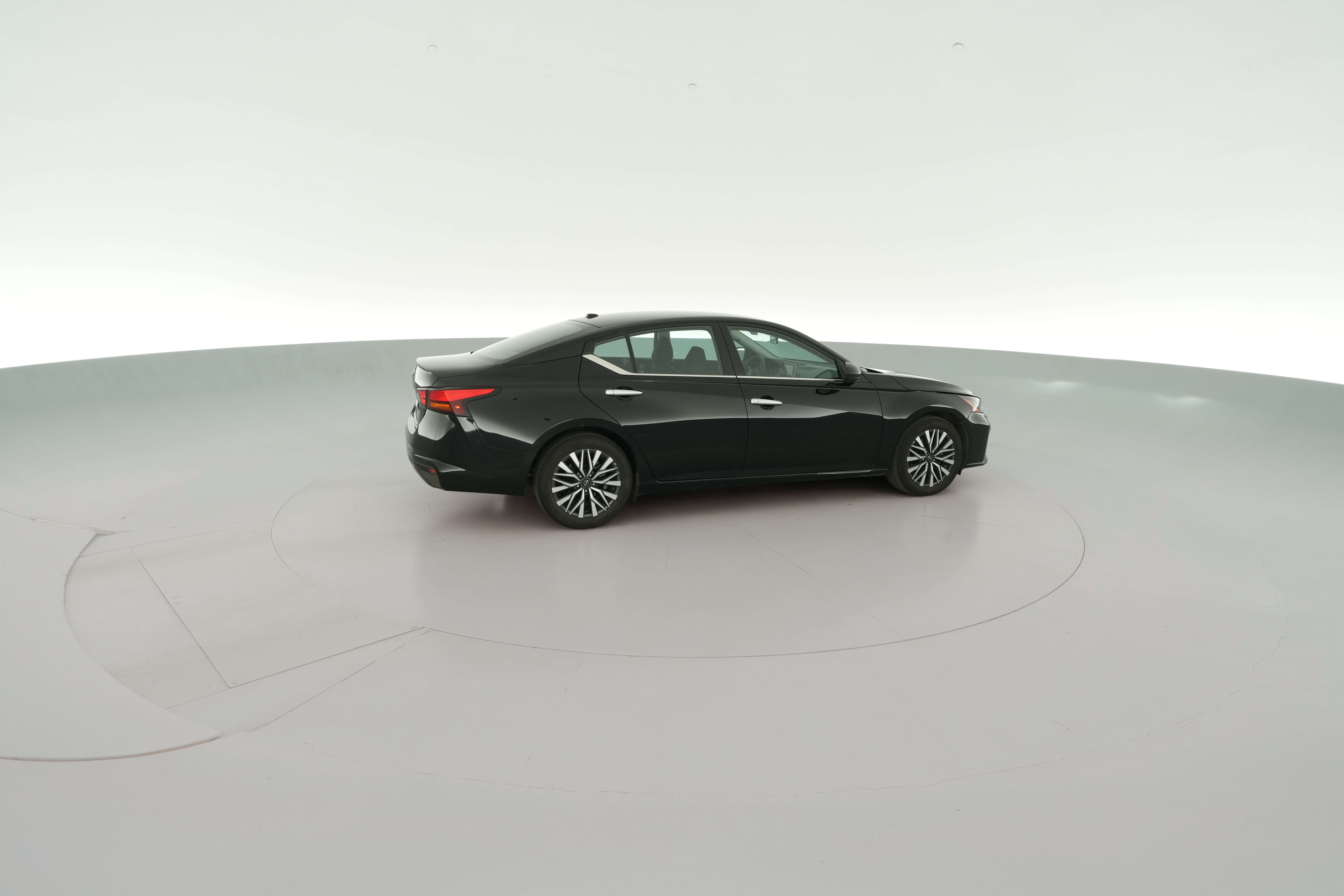 2025 Nissan Altima SV - Photo 39