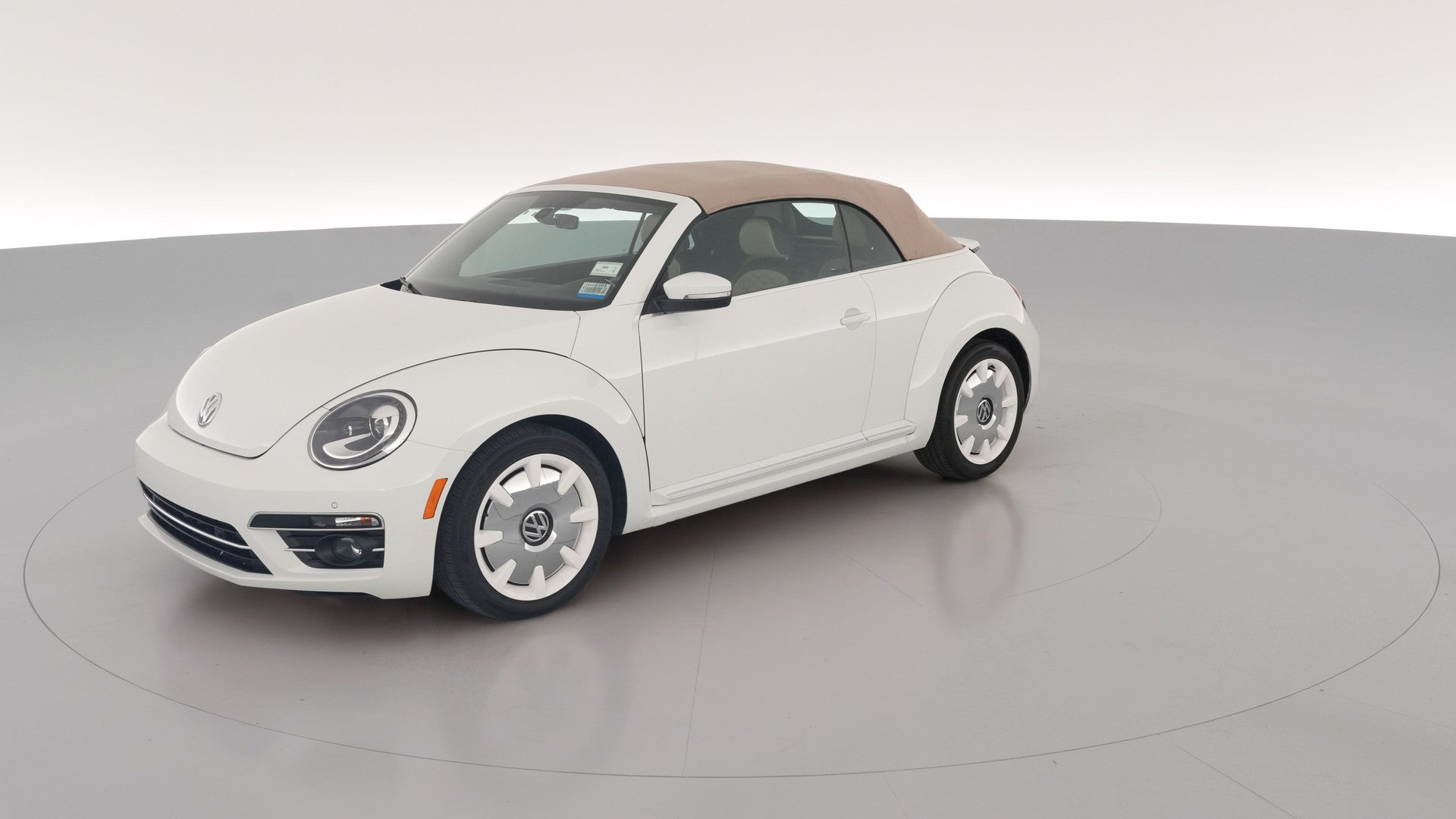 2019 Volkswagen Beetle vehicle photo