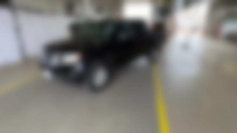 2017 Nissan Frontier Crew Cab vehicle photo