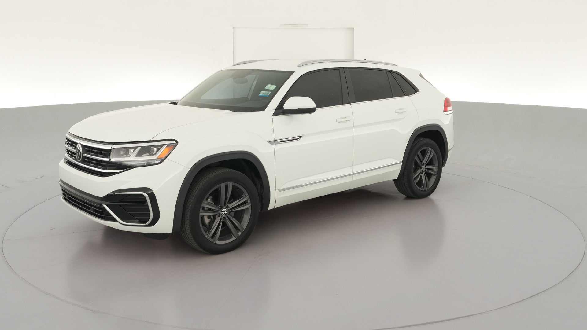 2021 Volkswagen Atlas Cross Sport vehicle photo
