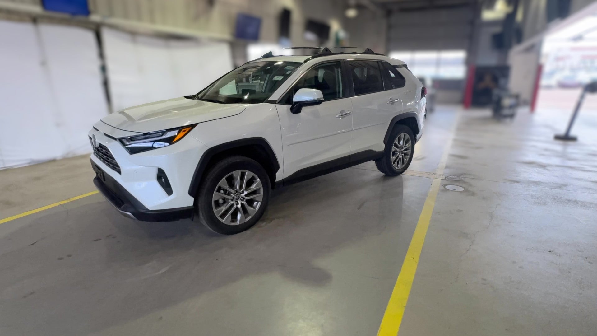 2022 Toyota RAV4 vehicle photo