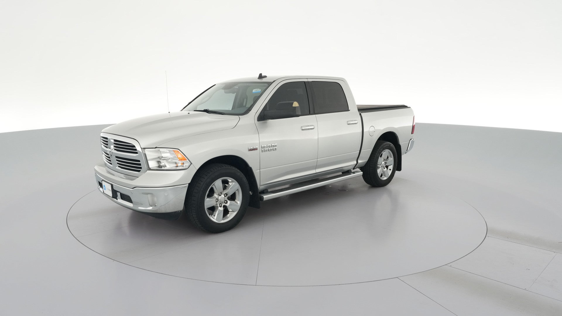 2016 Ram 1500 Crew Cab vehicle photo