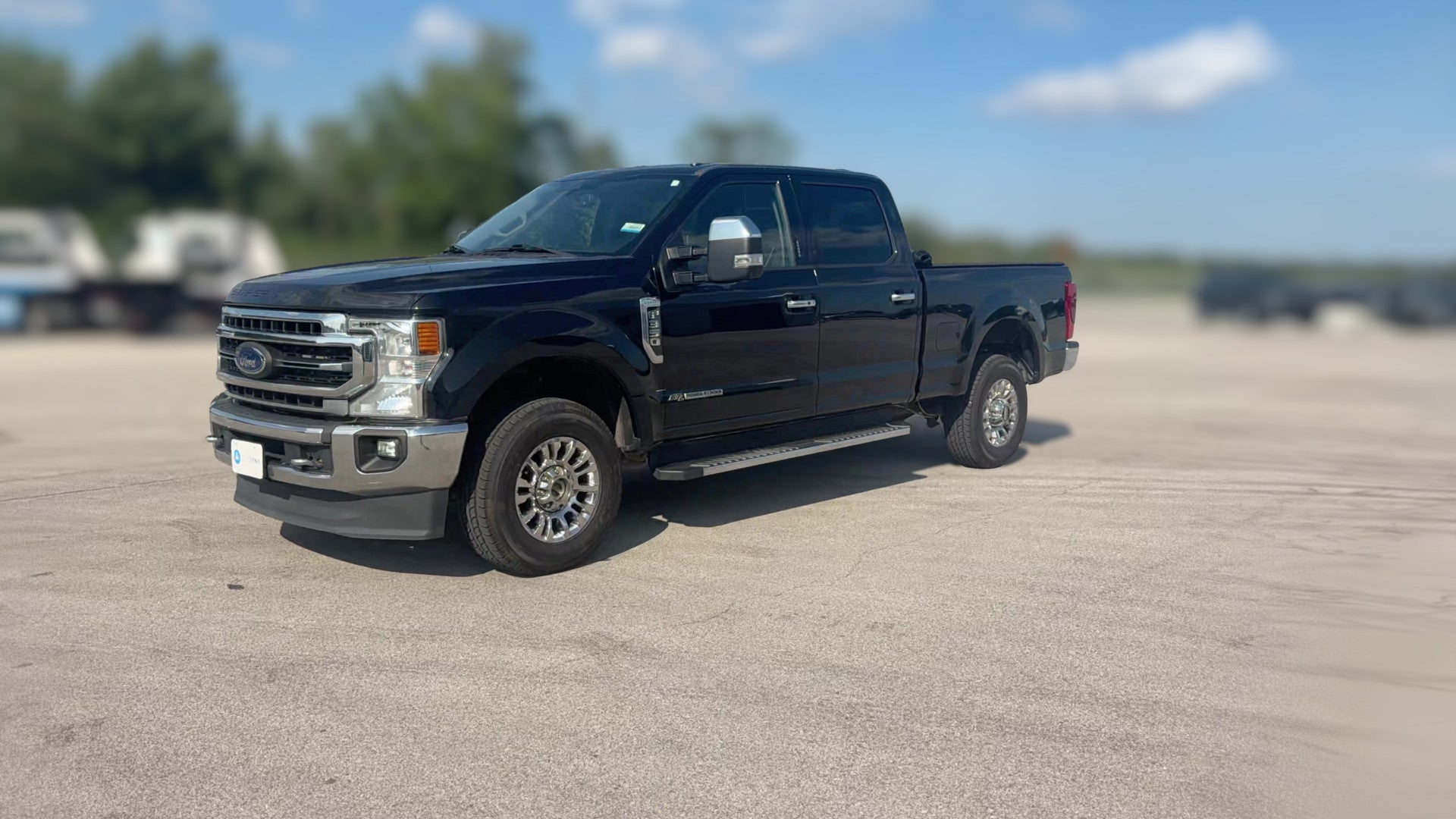 2020 Ford F350 Super Duty Crew Cab vehicle photo