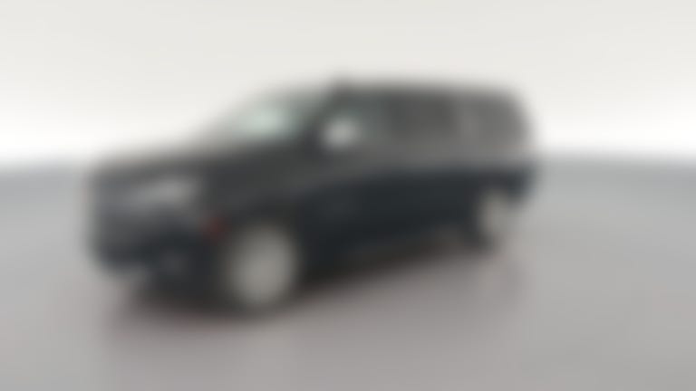 2022 Chevrolet Suburban vehicle photo