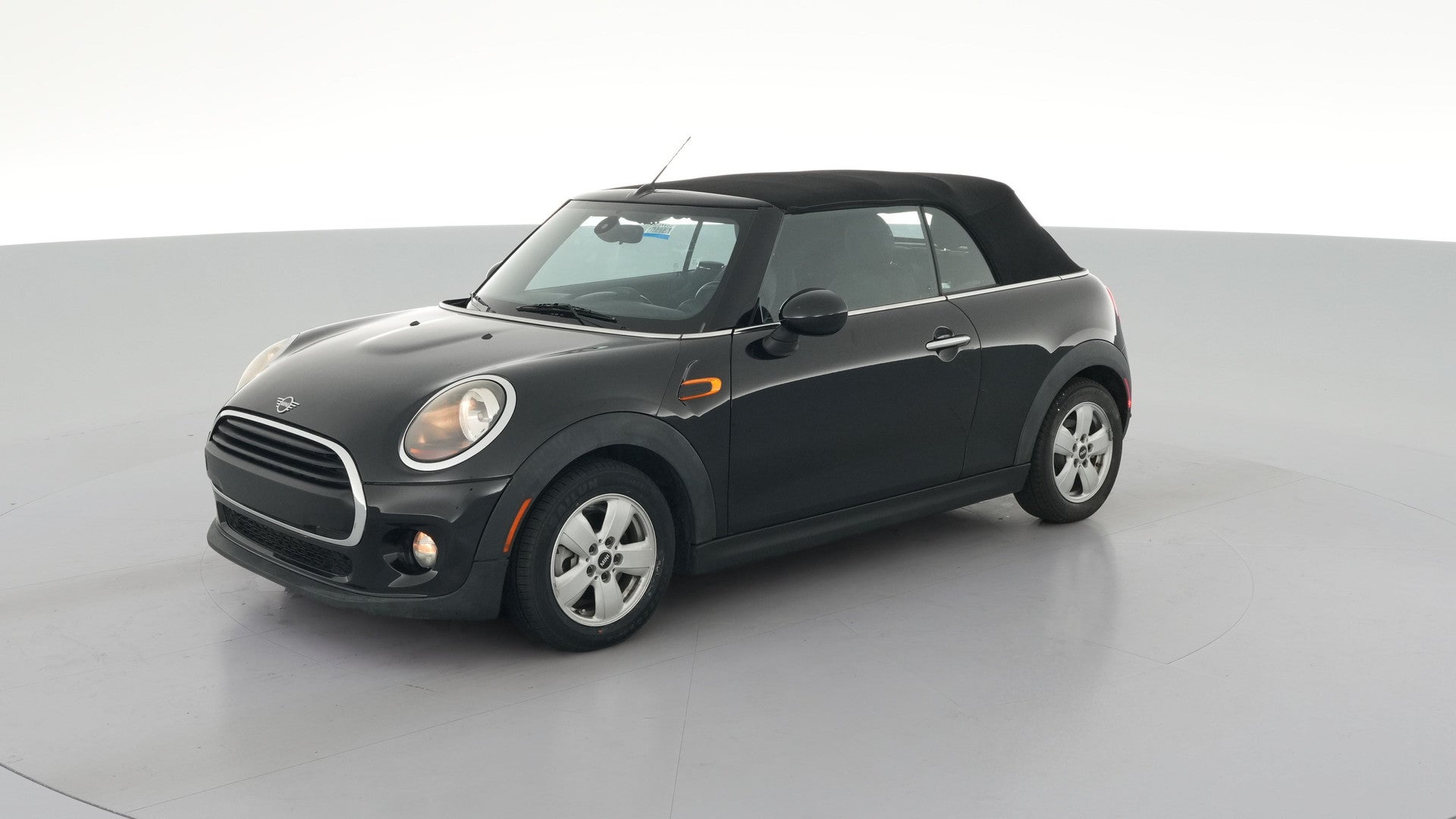 2019 MINI Convertible vehicle photo