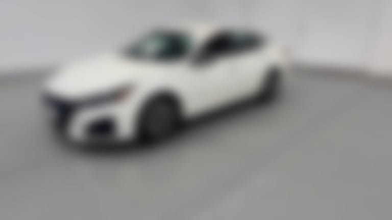 2025 Nissan Altima vehicle photo