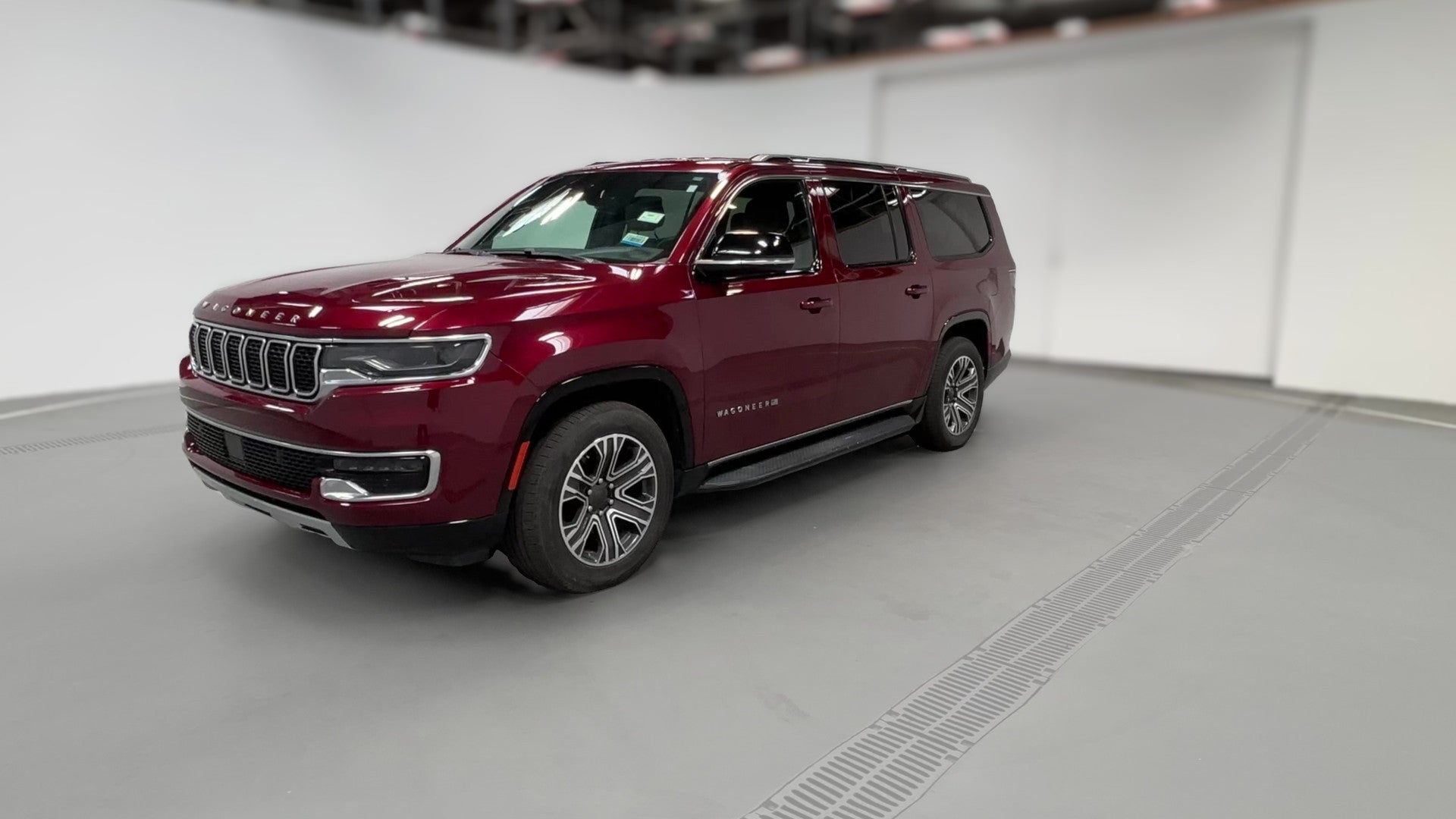 2023 Jeep Wagoneer L vehicle photo