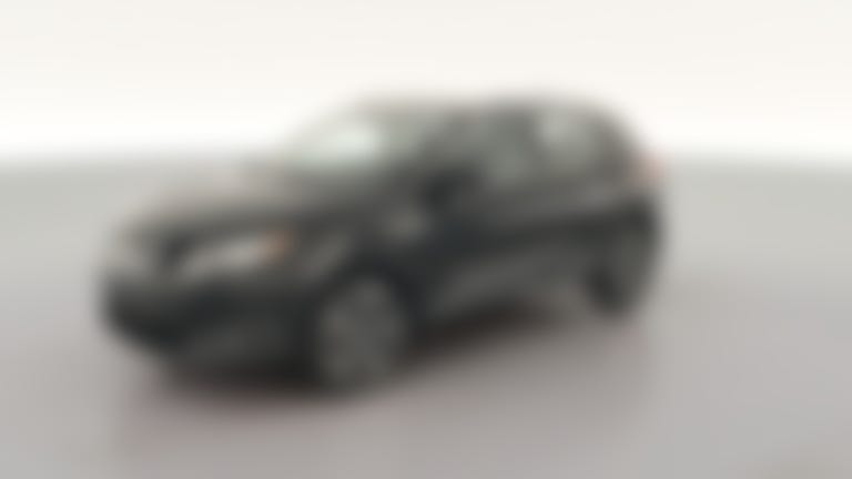 2018 Nissan Rogue Sport vehicle photo