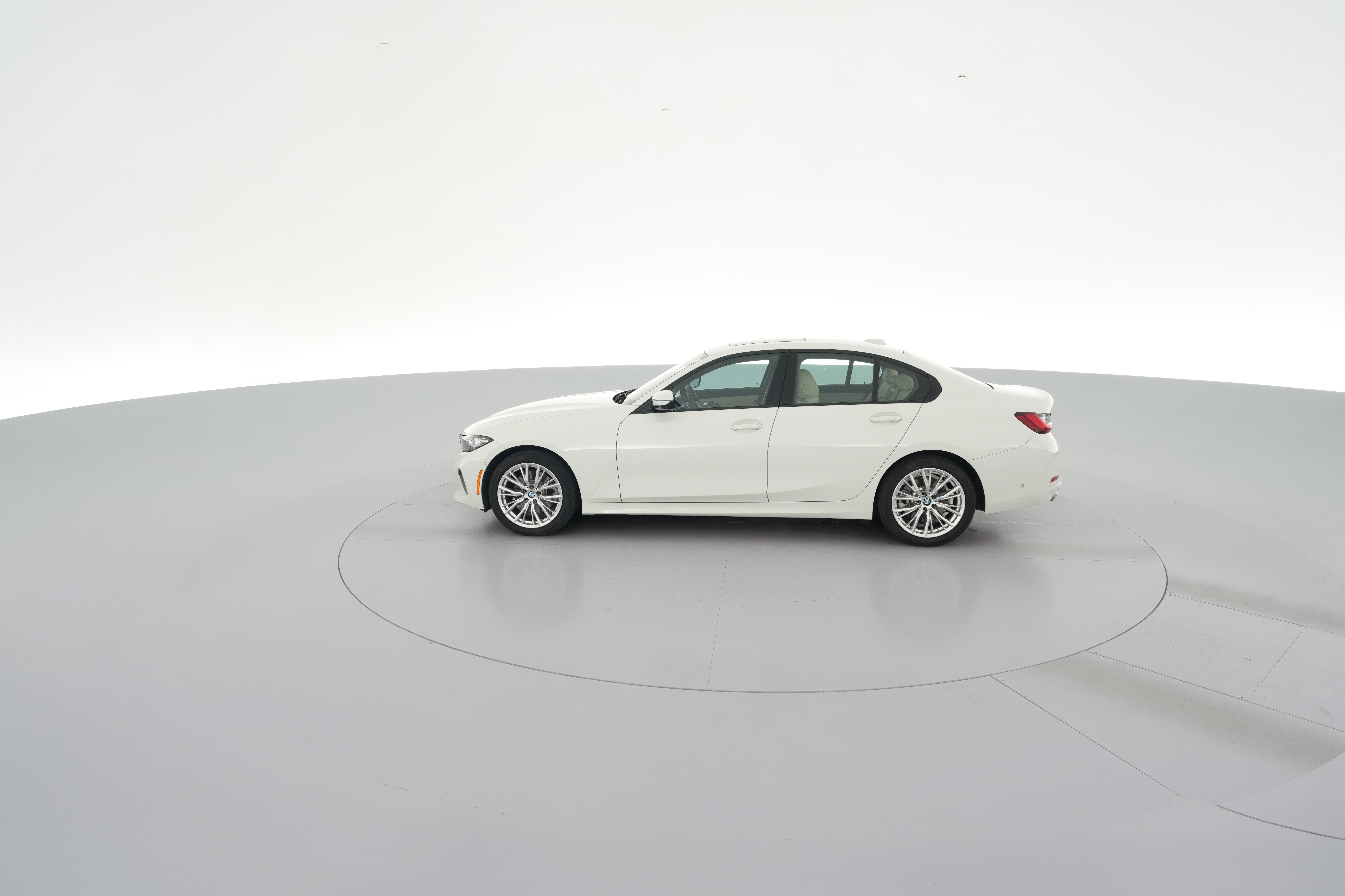 2023 BMW 3 Series 330i - Photo 29